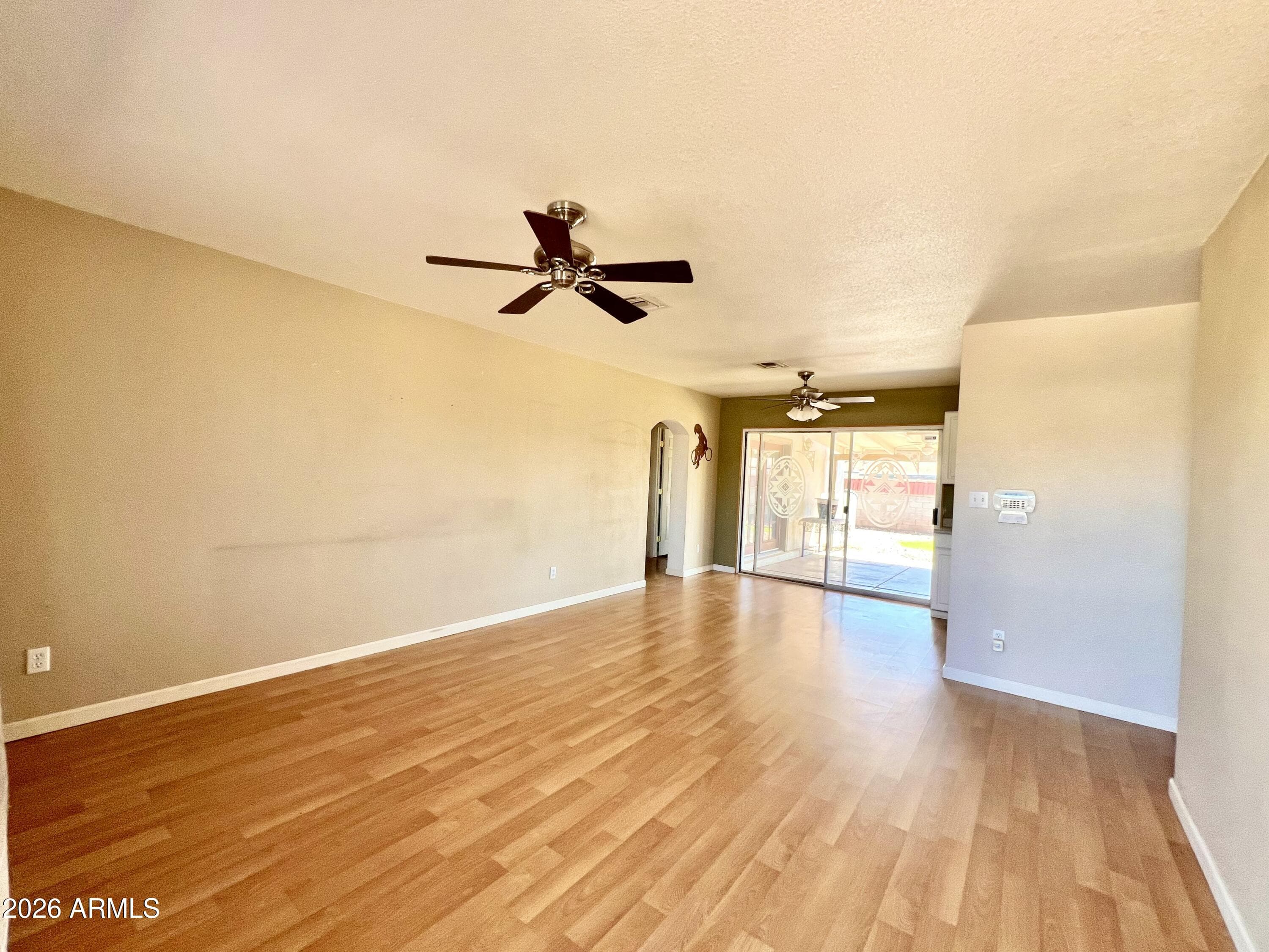 1735 W Wagoner Road — photo 5