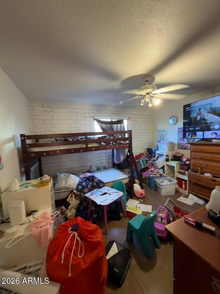2333 W Glenrosa Avenue 123 — photo 8