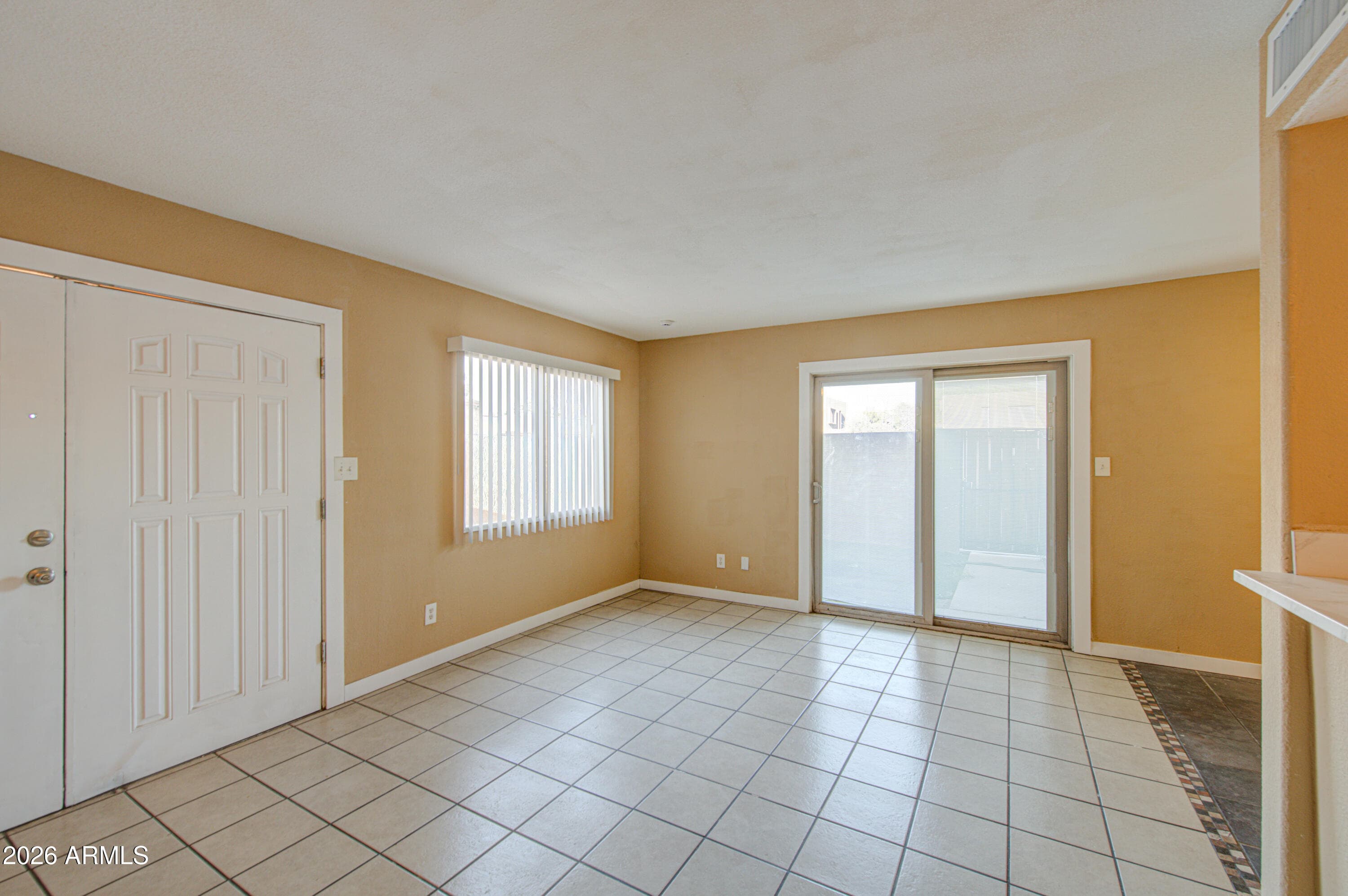 1463 N 53rd Drive — photo 7