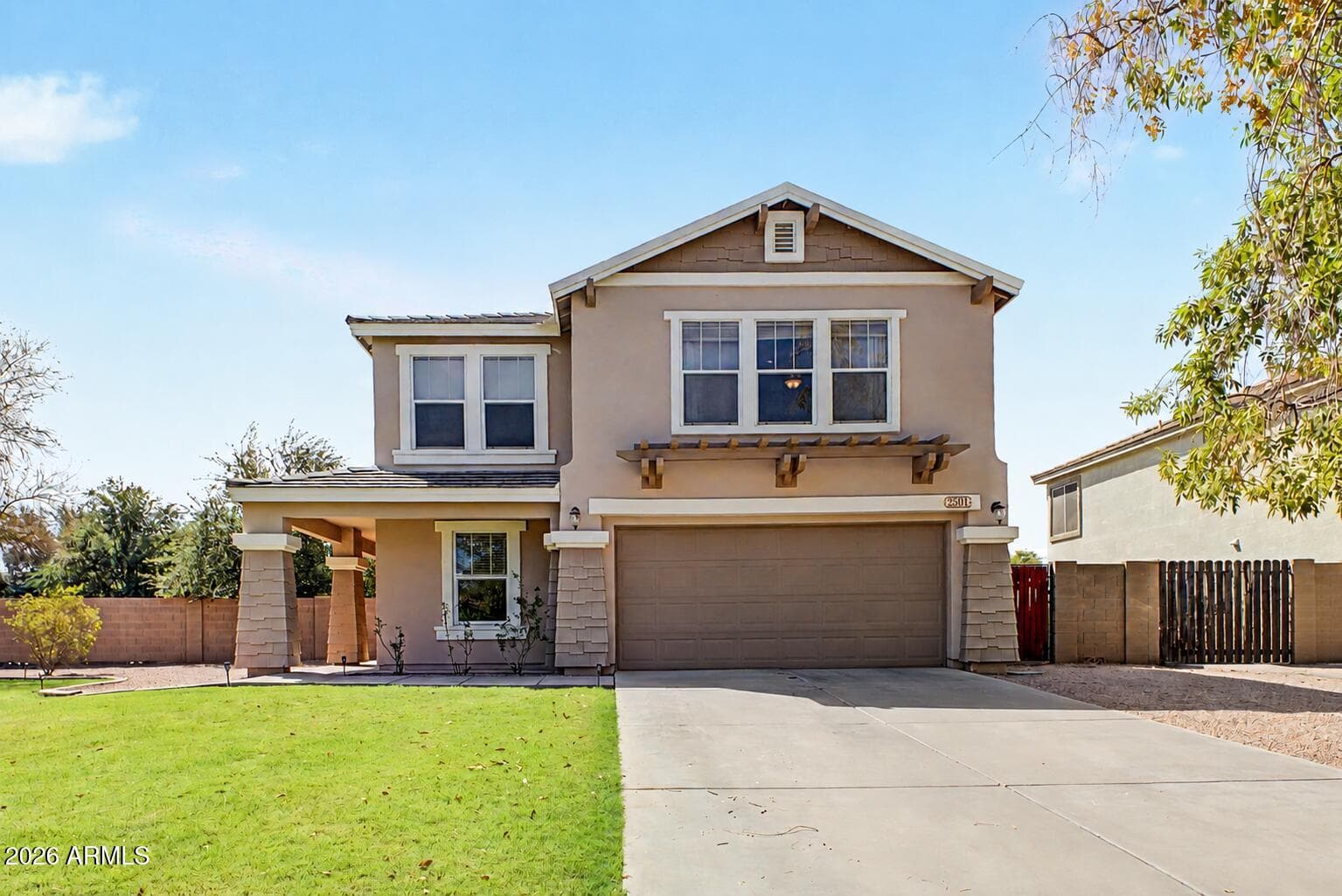 2501 E Los Alamos Street — photo 3