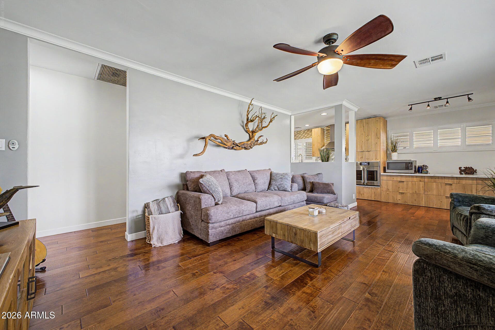 6713 E Almeria Road — photo 8