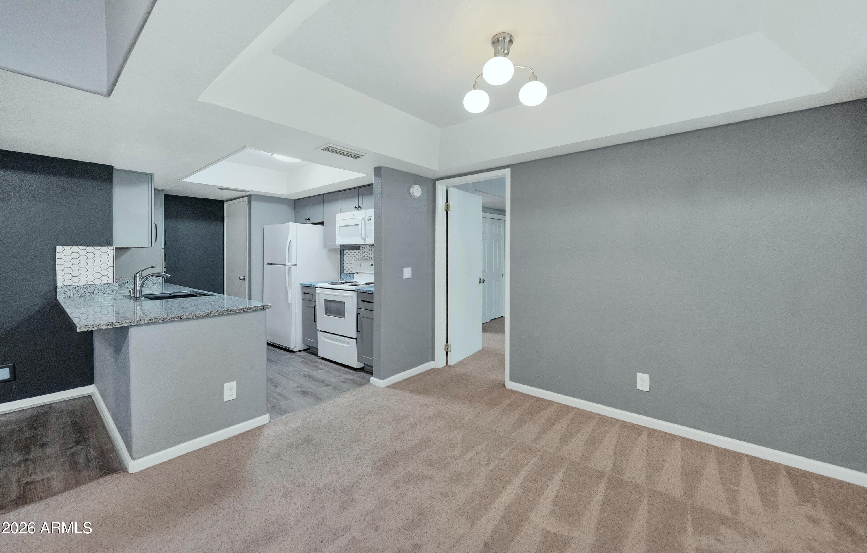 1333 E Morten Avenue 214 — photo 8