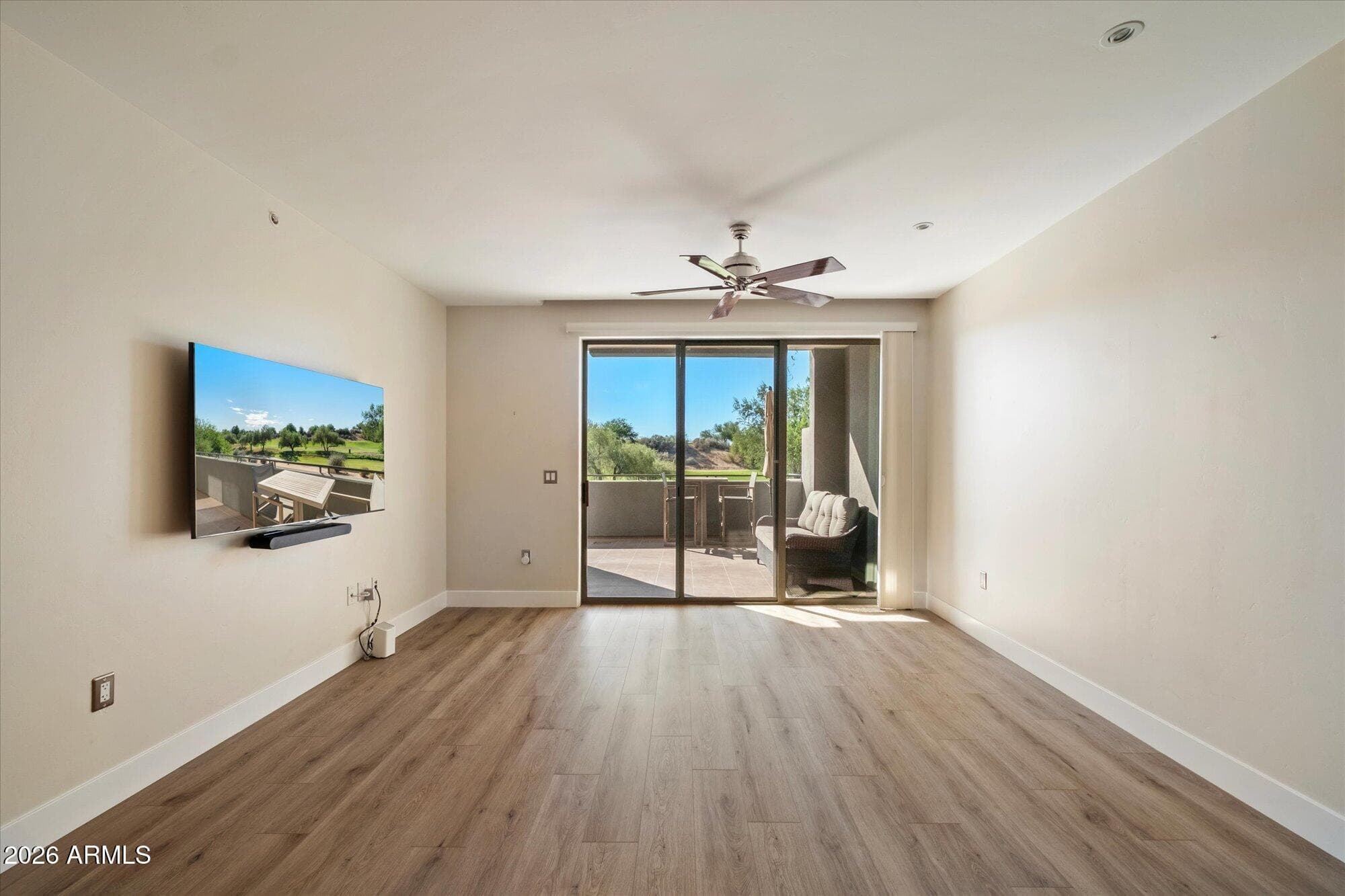 15802 N 71st Street 203 — photo 3