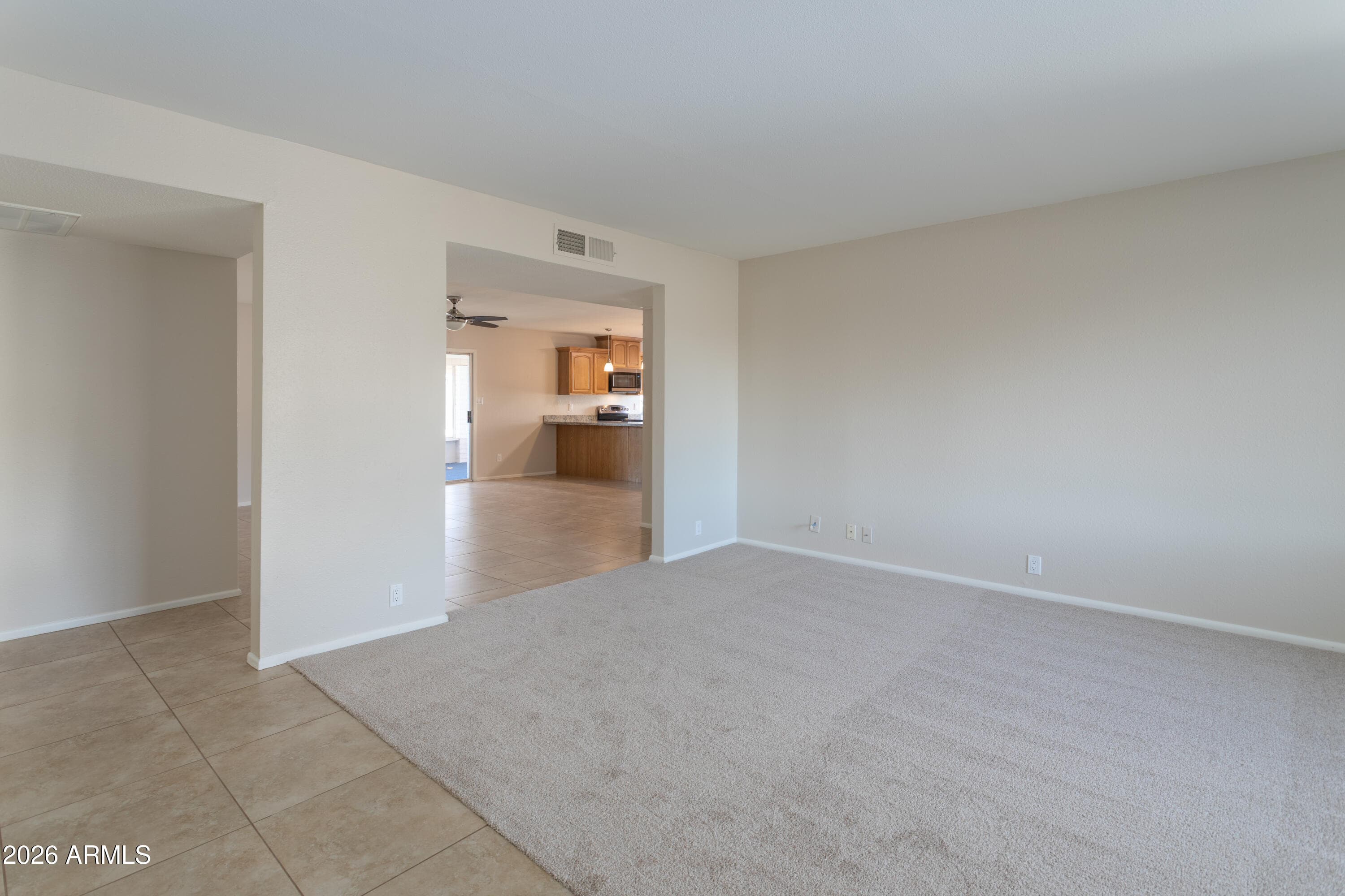 3658 W Aire Libre Avenue — photo 2