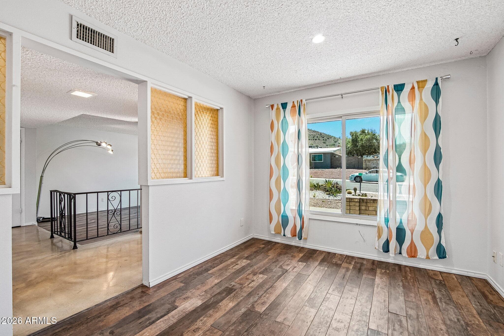 2460 E Claire Drive — photo 6