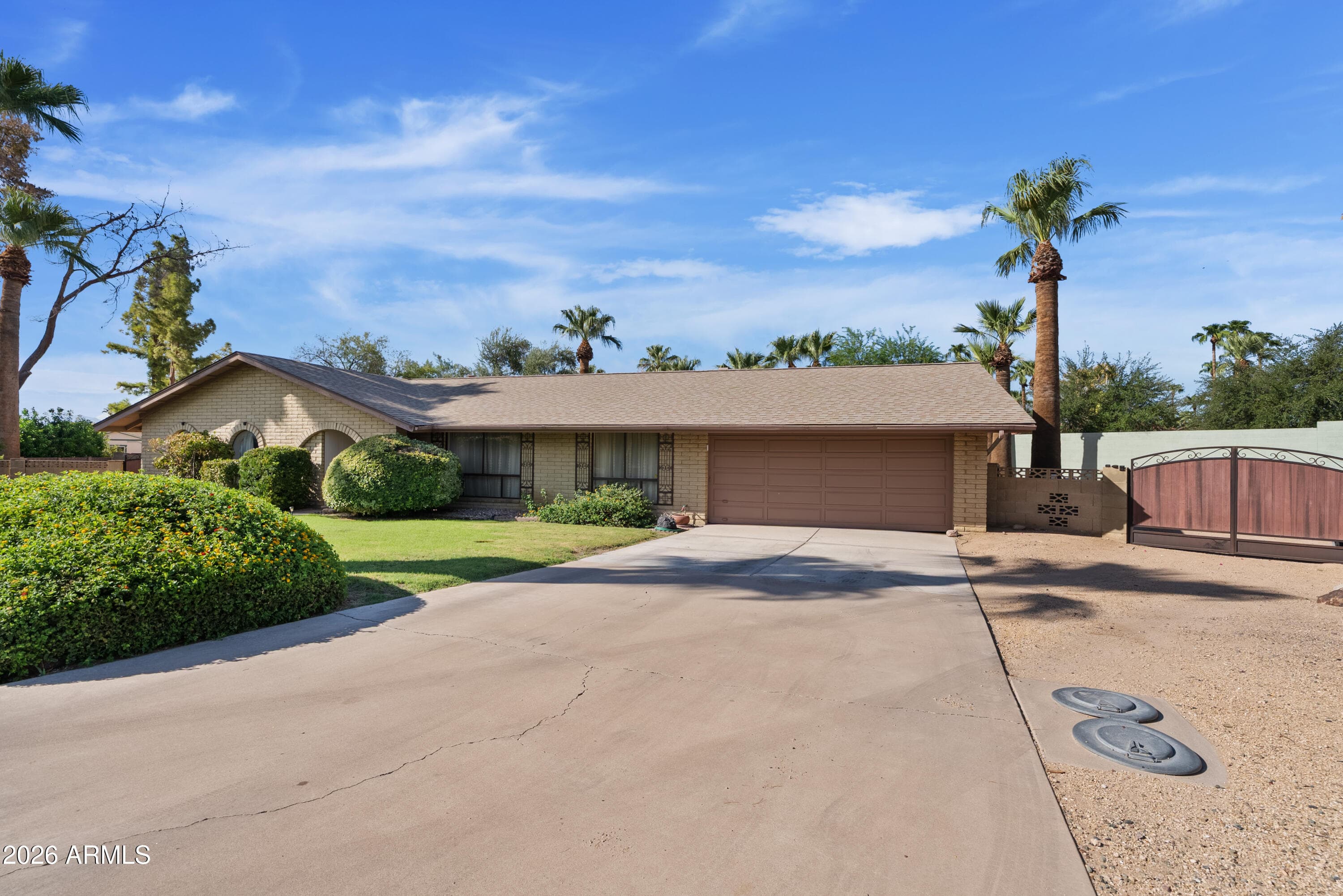 325 W Alegre Drive — photo 6