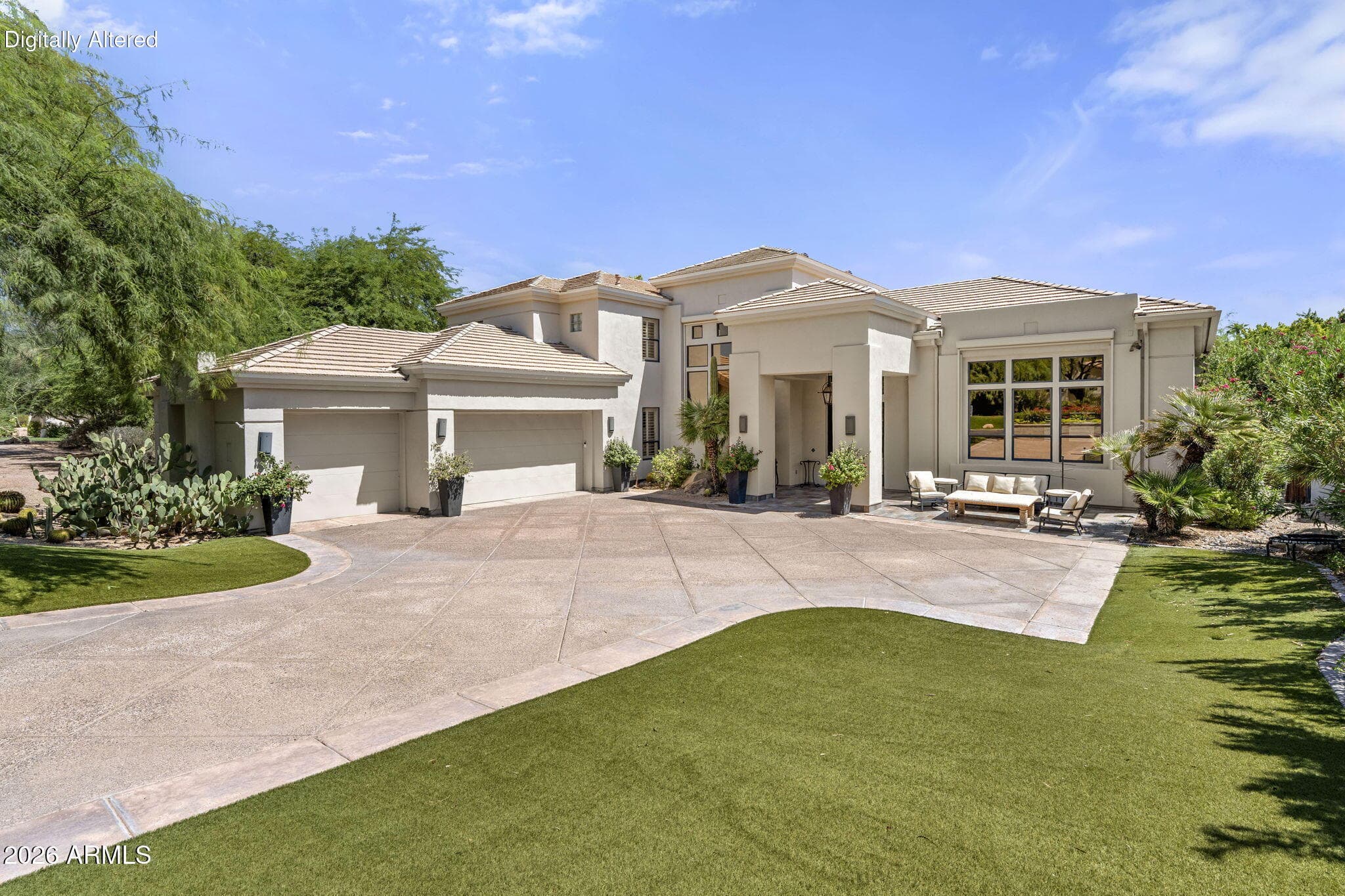 5209 N 63rd Place