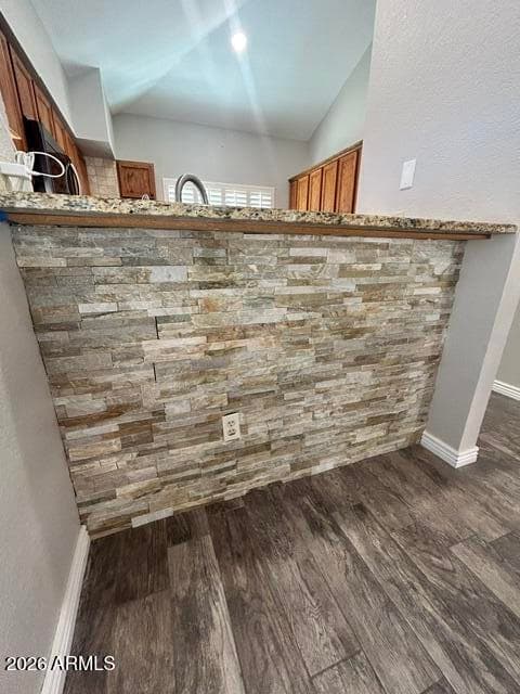 1220 E Silverwood Drive — photo 8