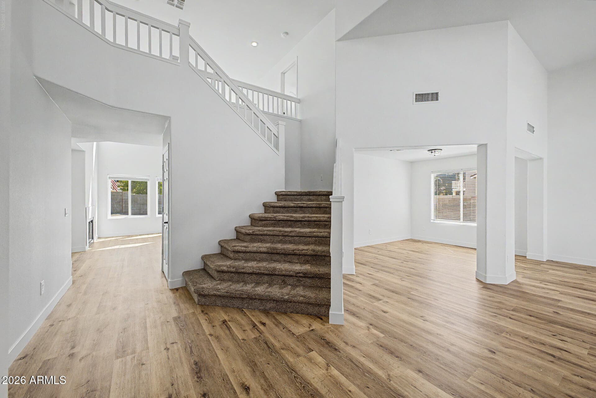 835 W Cooley Drive — photo 4