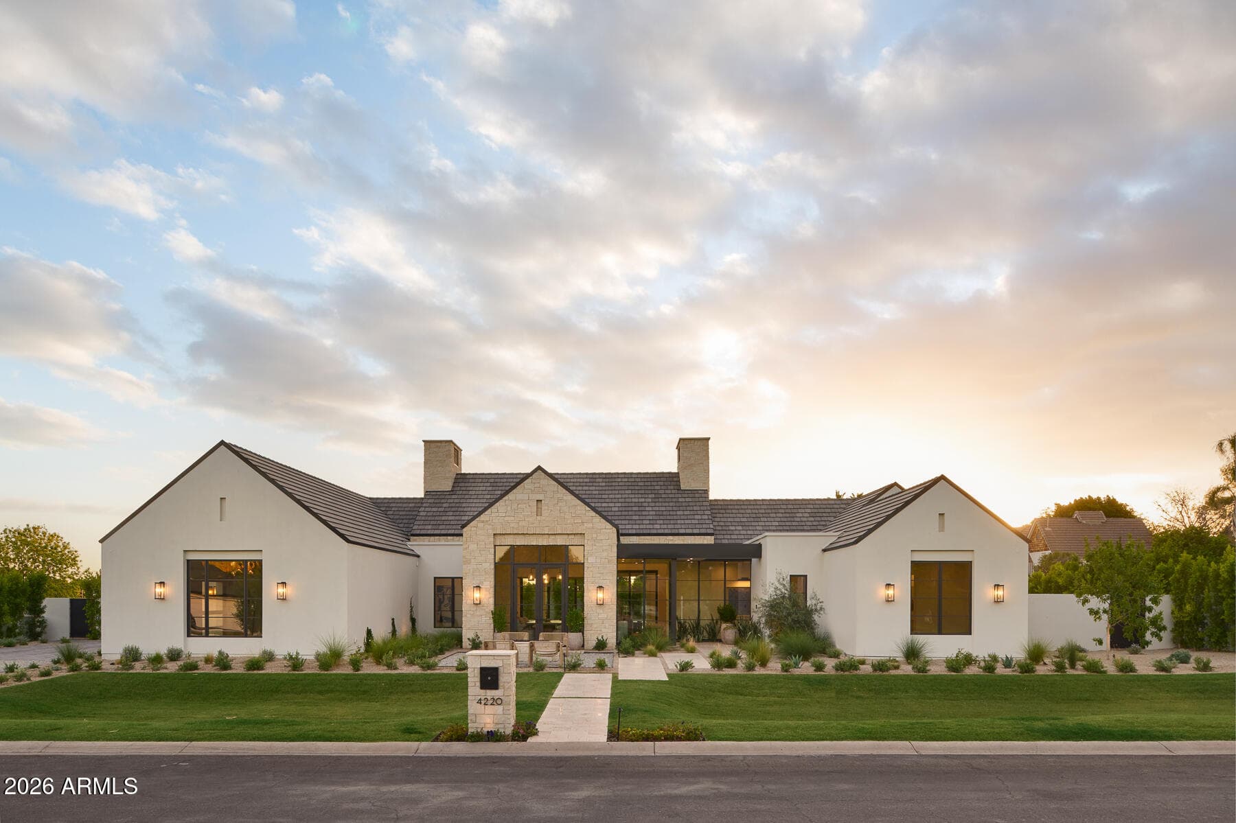 4220 N 57th Place, Phoenix, Arizona