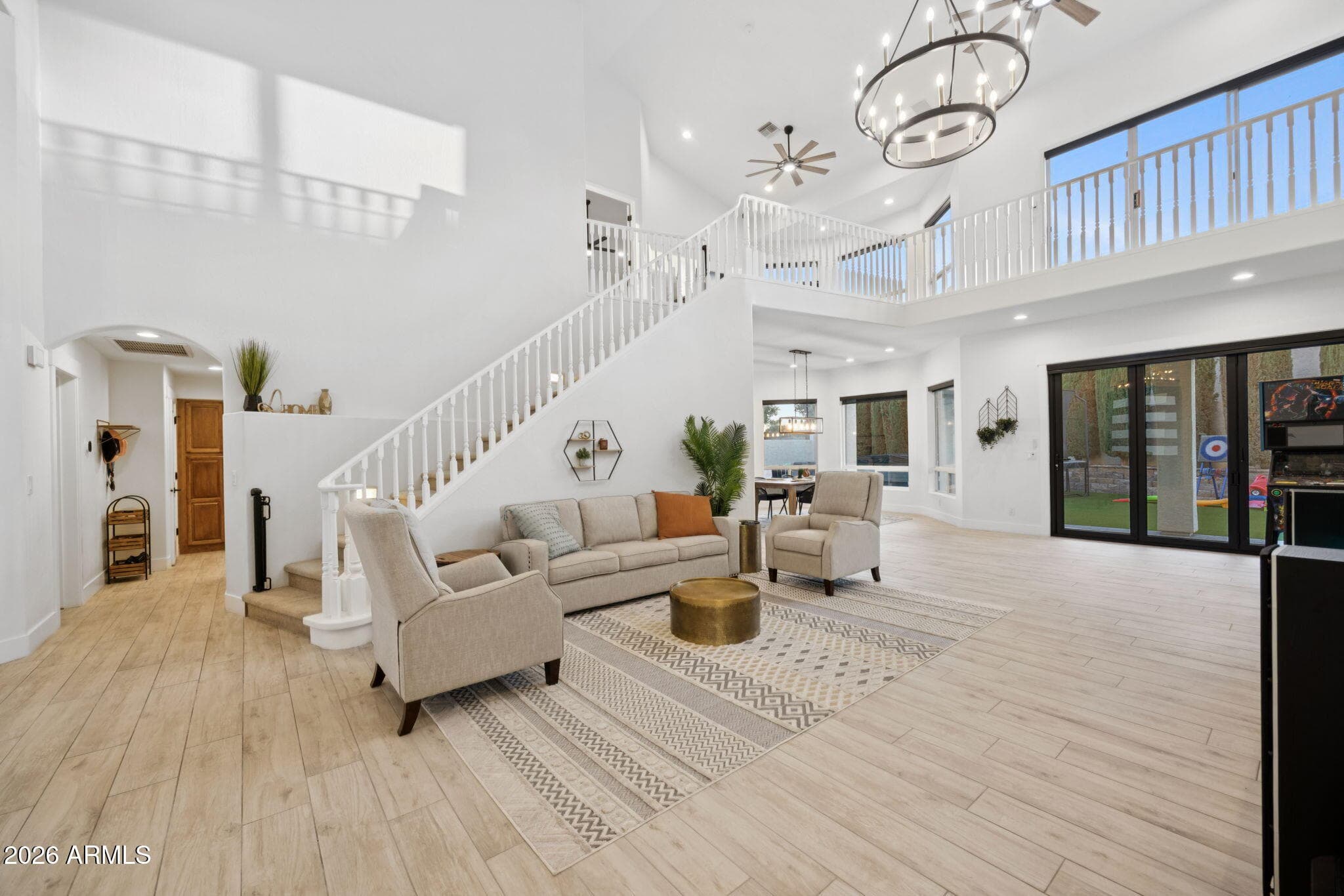 578 N Acacia Drive — photo 8