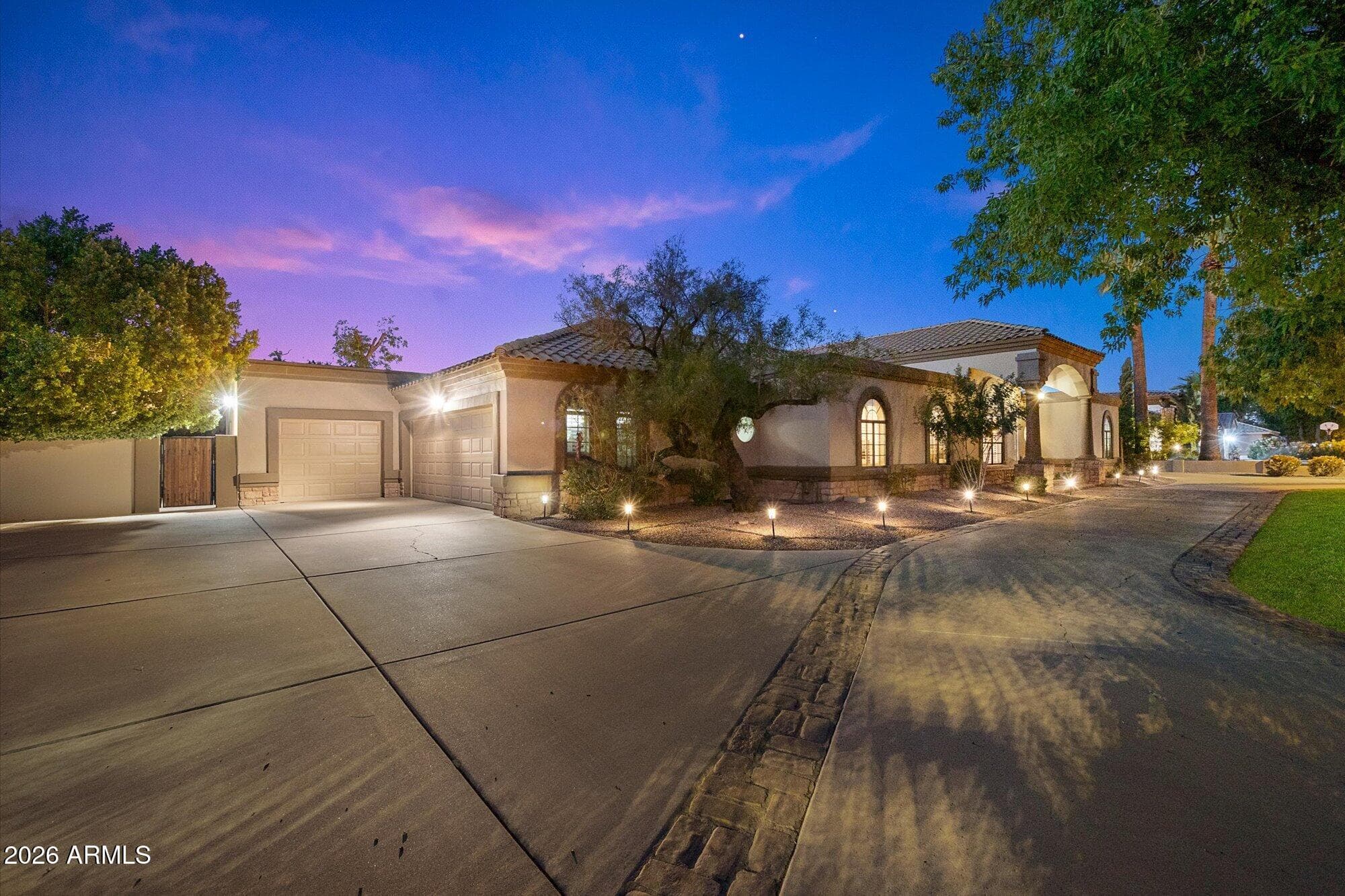 84 E Buena Vista Drive — photo 3