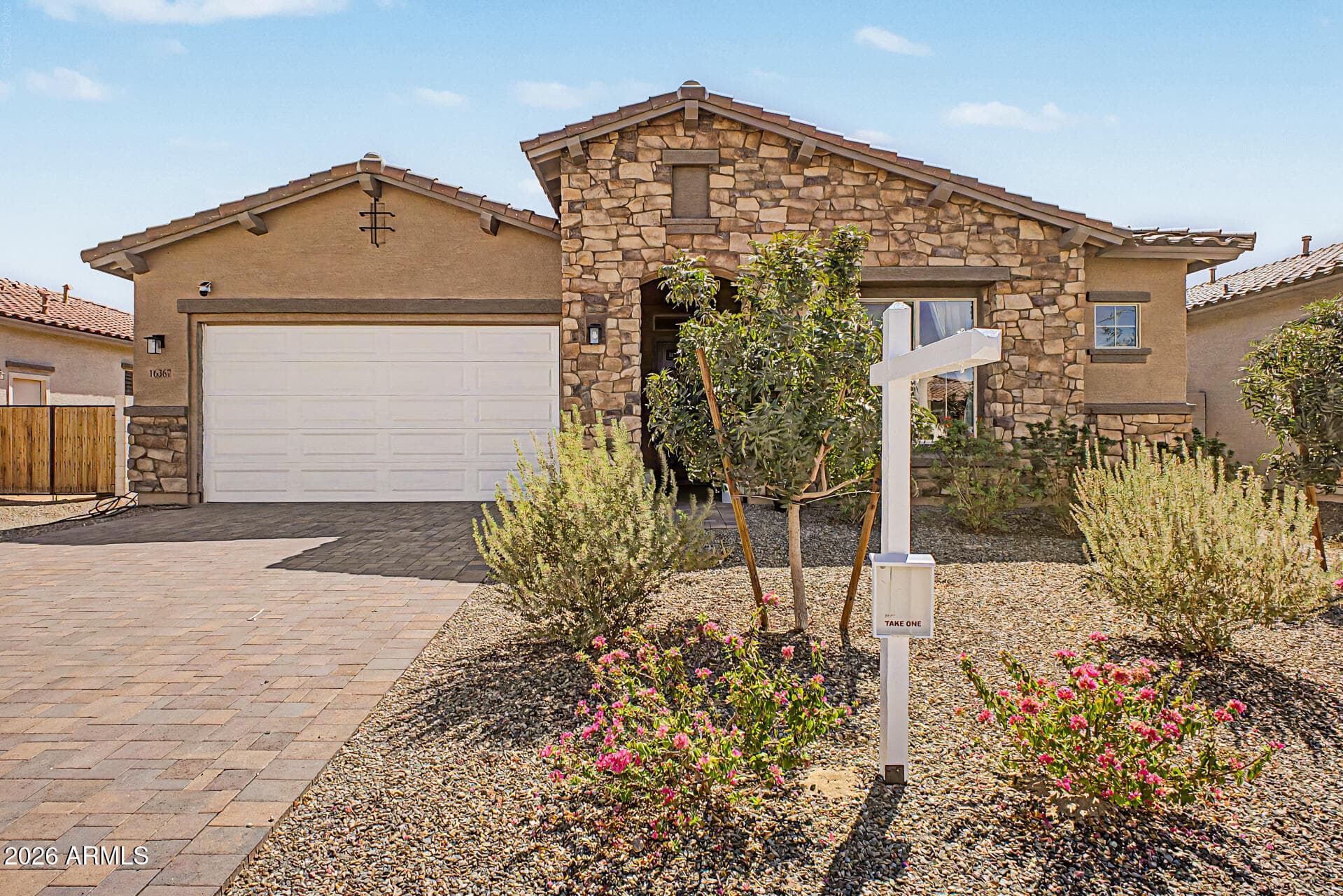 16367 W Morning Glory Street — photo 2