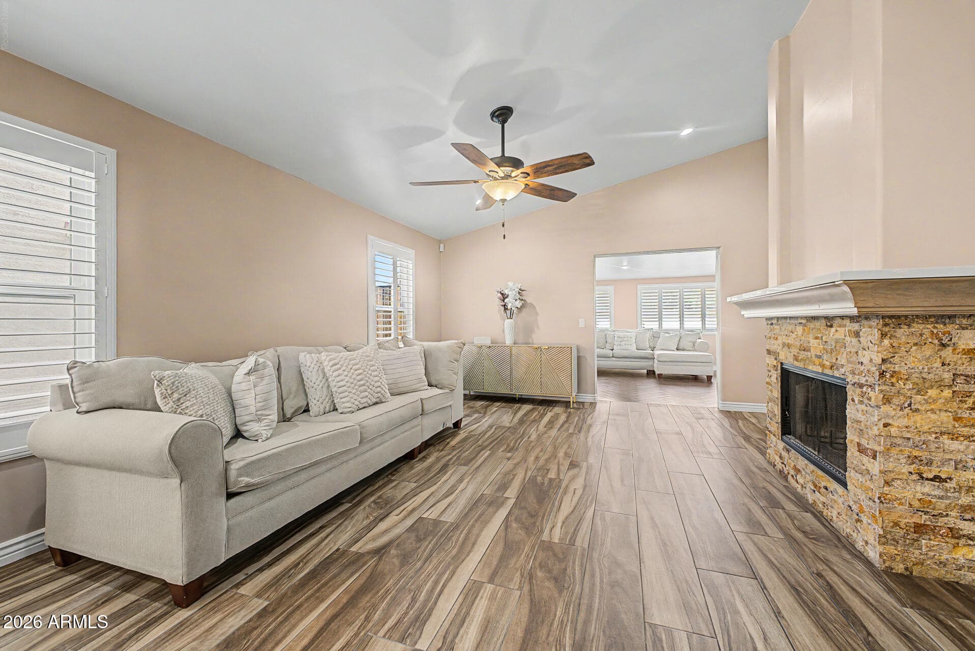 2919 E Woodland Drive — photo 6