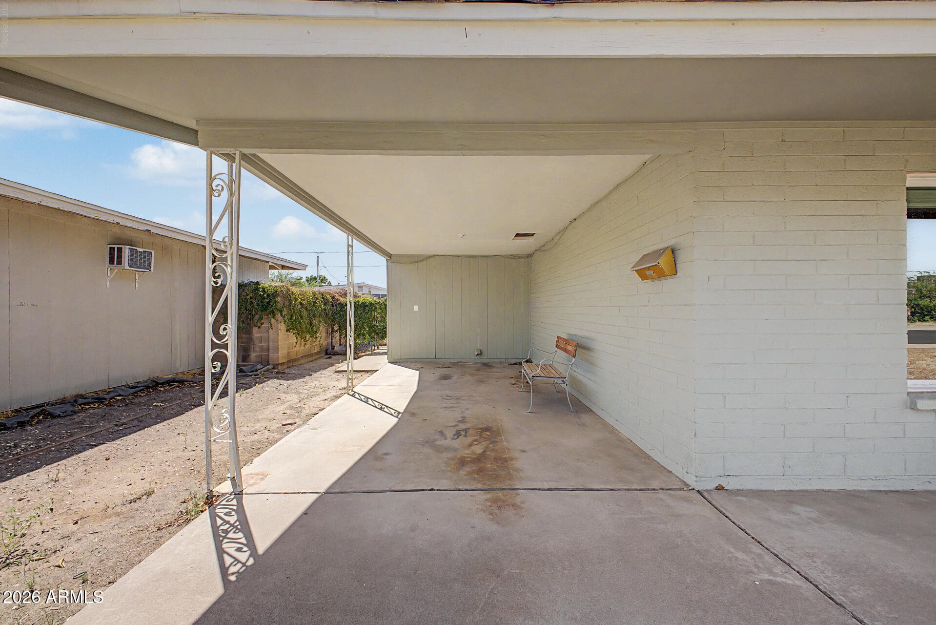 1031 W 10th Street — photo 7