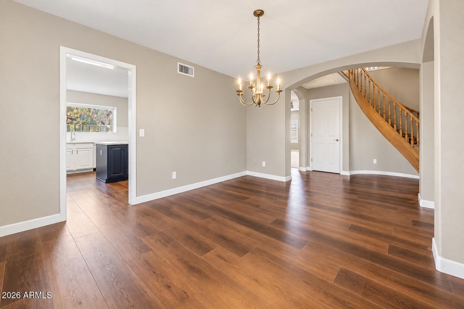 7815 W Kerry Lane — photo 8