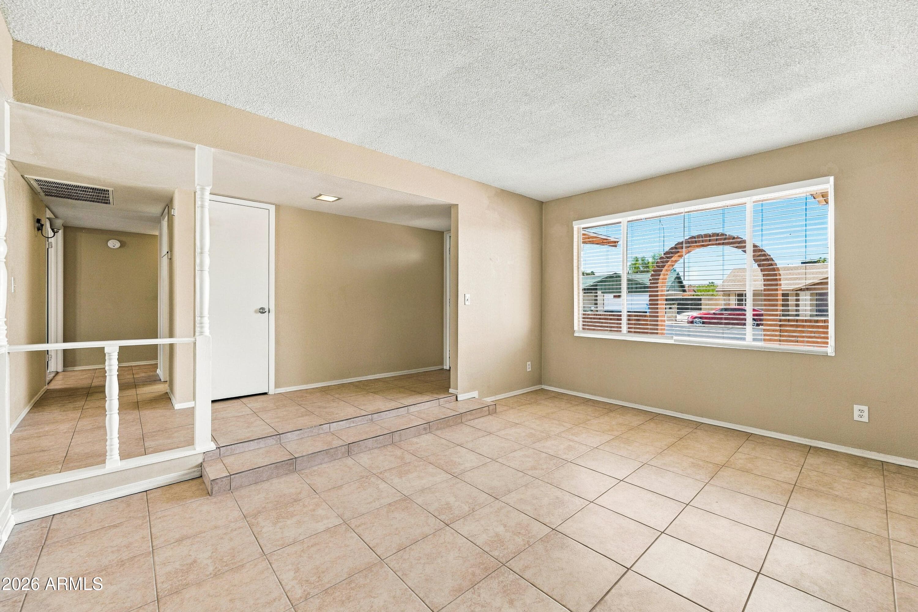 3333 N Carriage Lane — photo 7