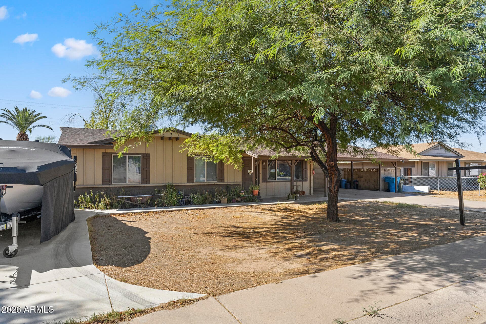 2321 W Rose Lane — photo 8