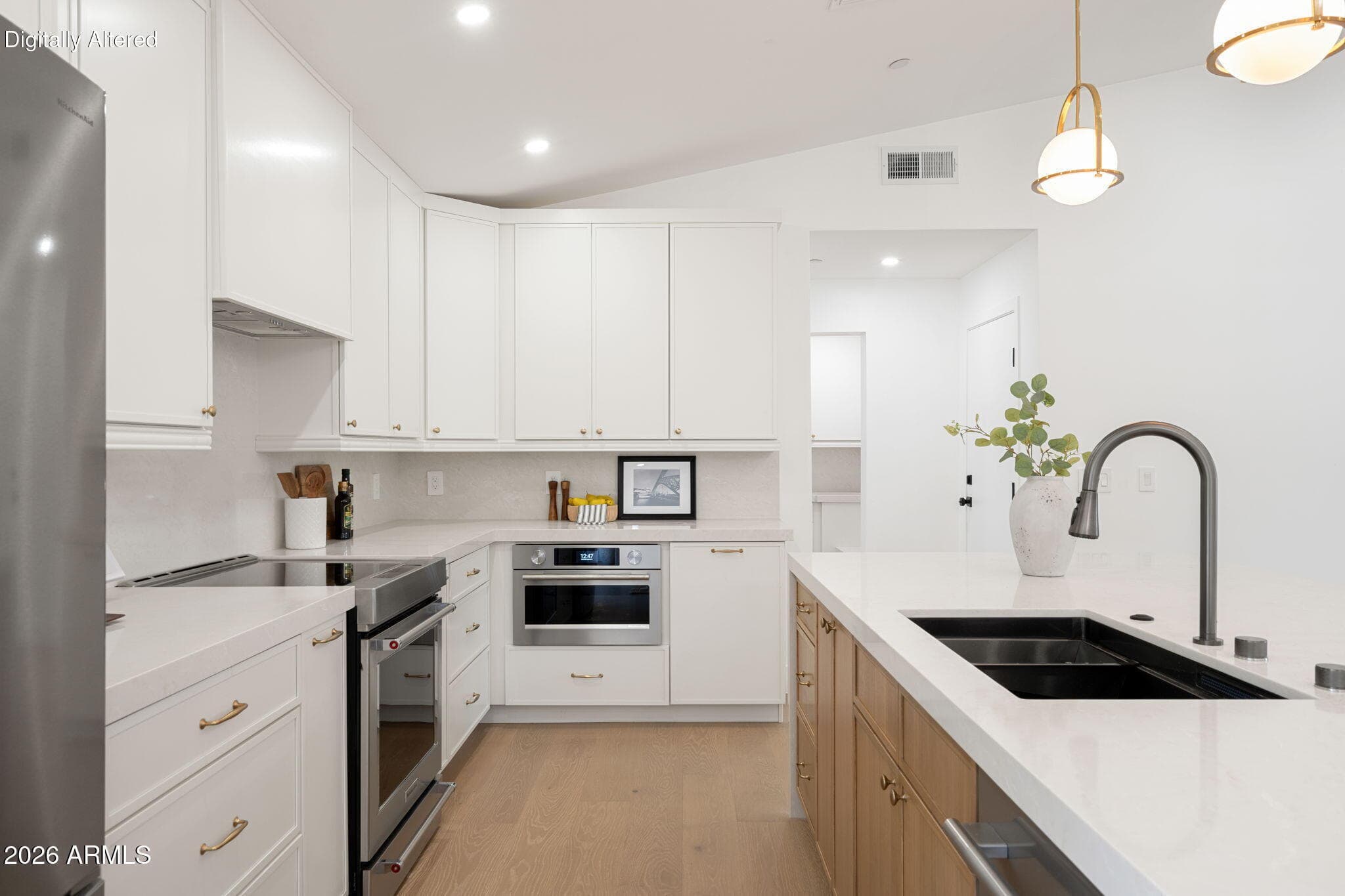 8060 E Lewis Avenue — photo 5