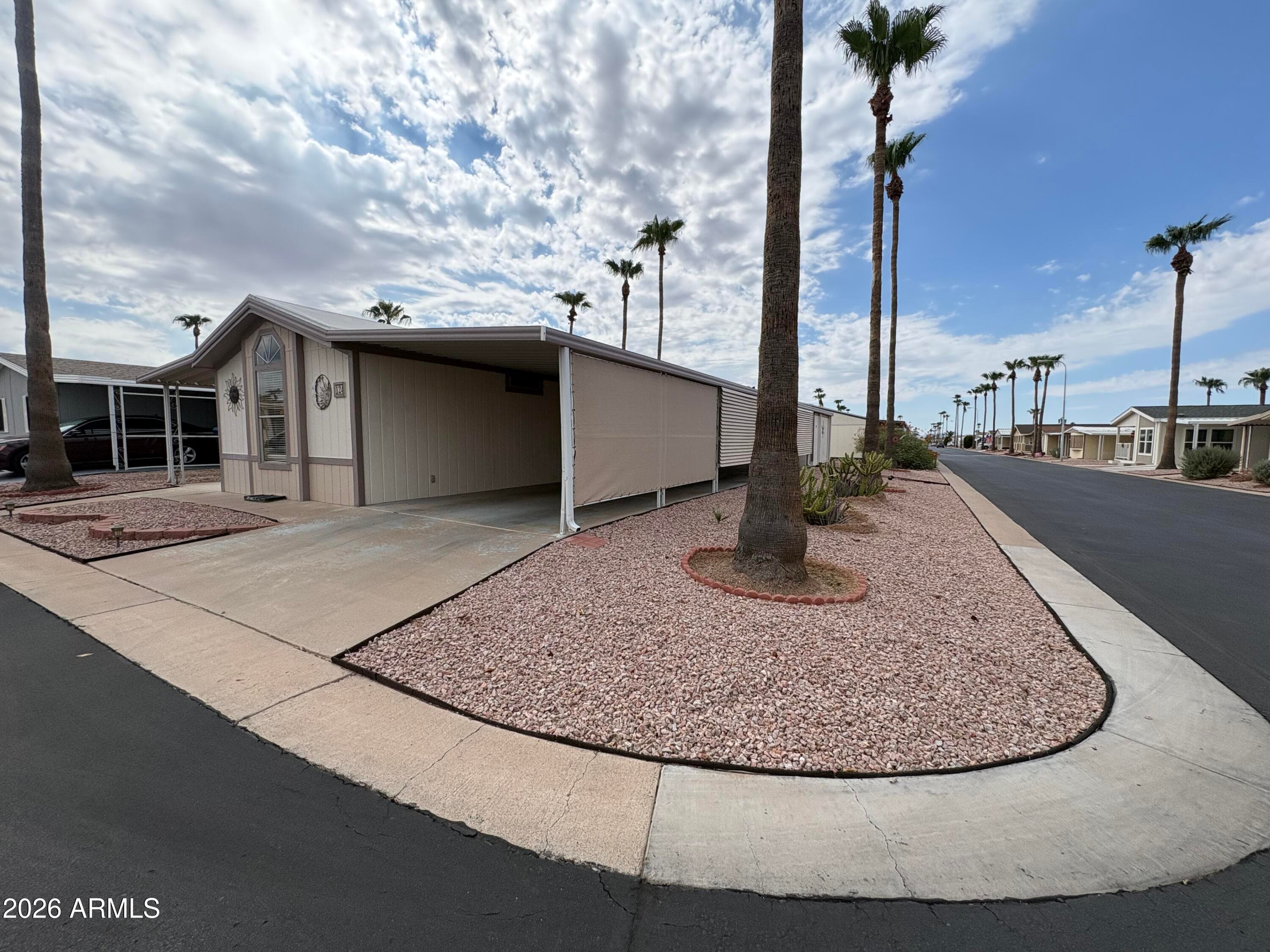 9302 E Broadway Road 124 — photo 2