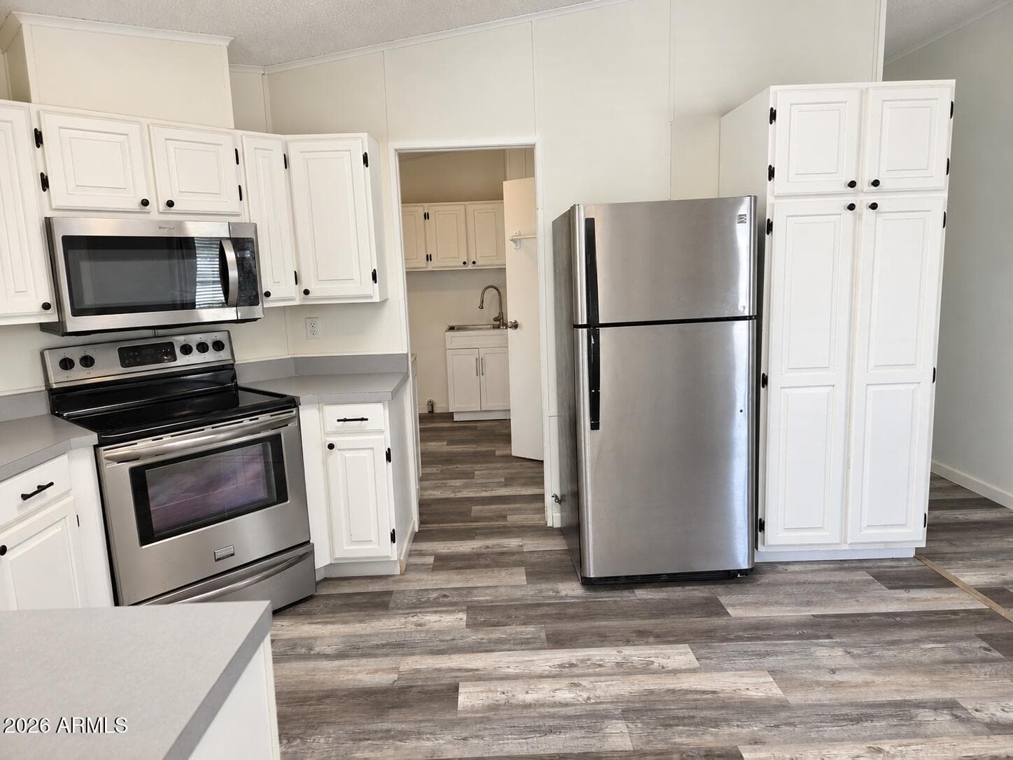 2292 N Ironwood Drive 06 — photo 2