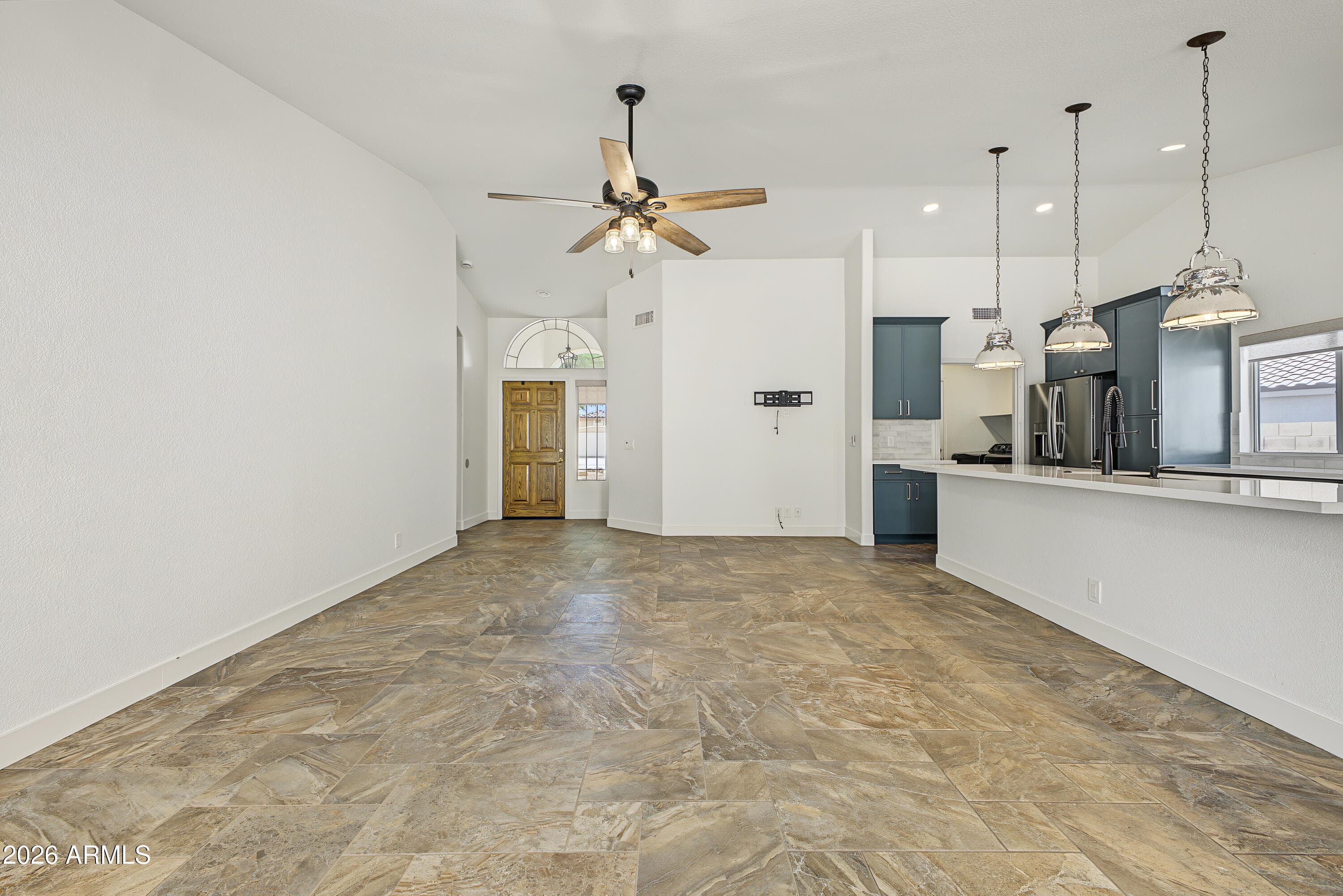 2268 E Marlene Drive — photo 4