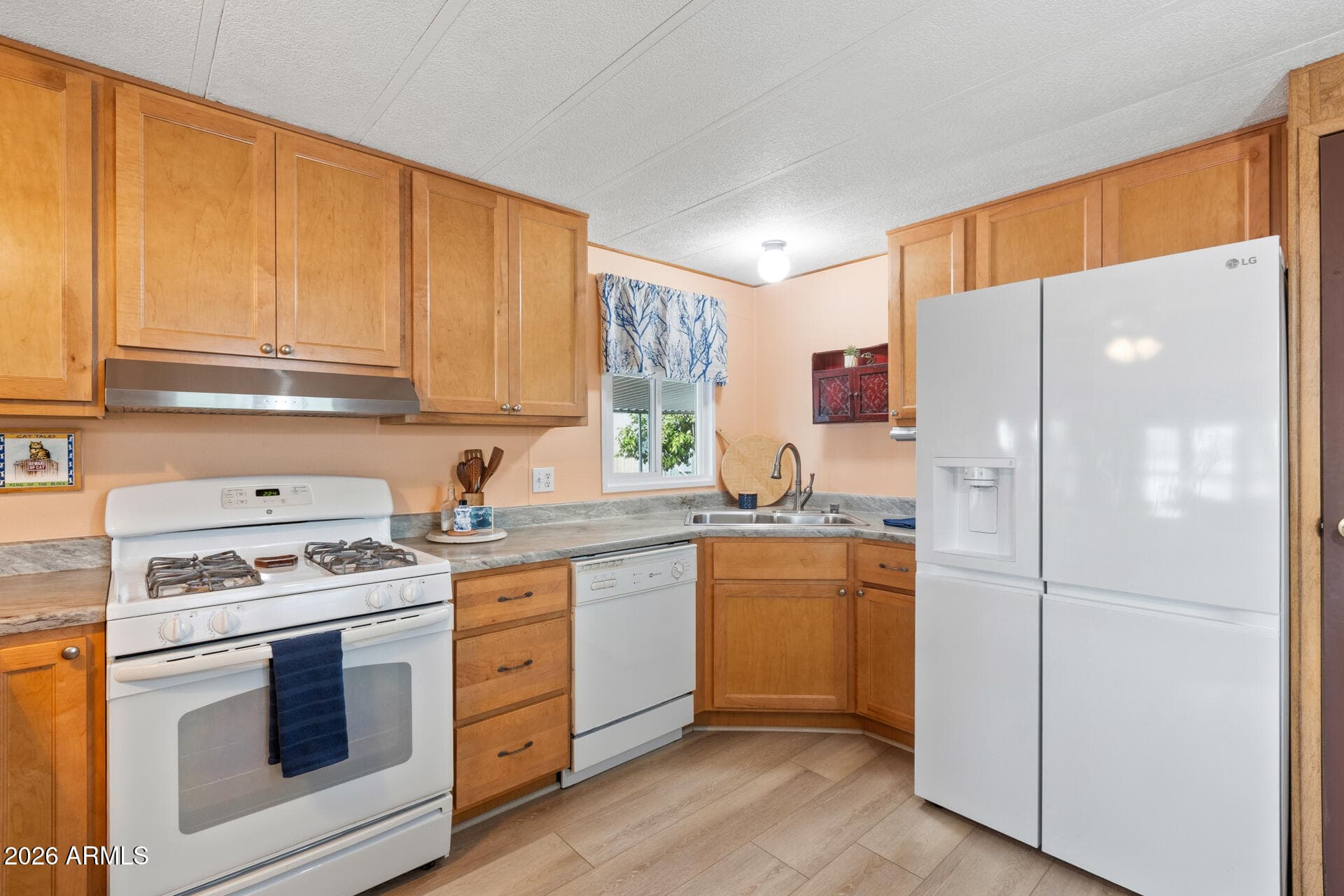 2523 E Contention Mine Road 21 — photo 8