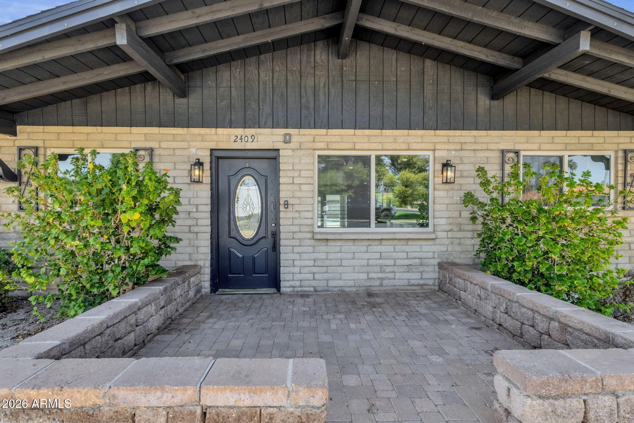 2409 E Inglewood Street — photo 3