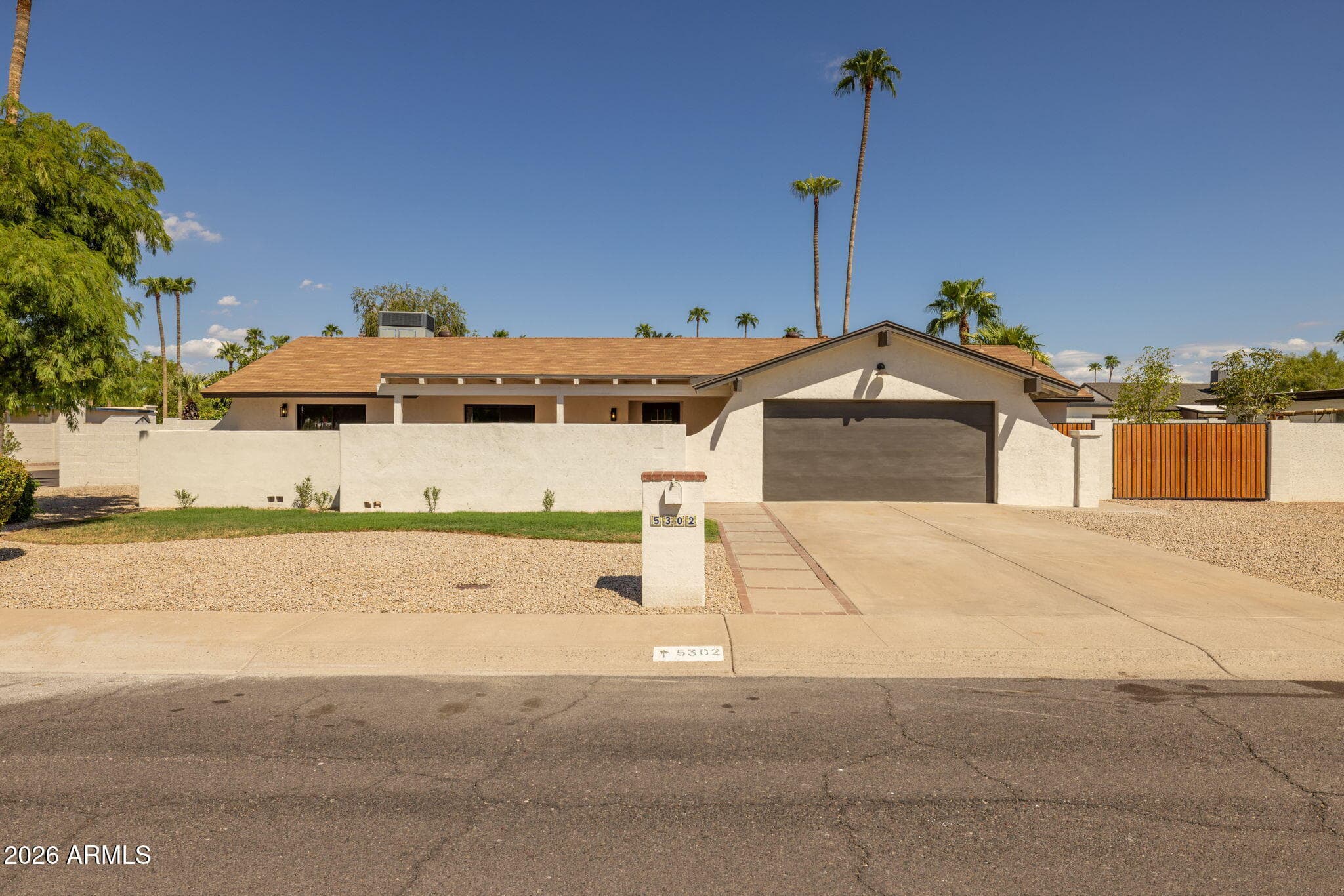 5302 E Evans Drive — photo 2
