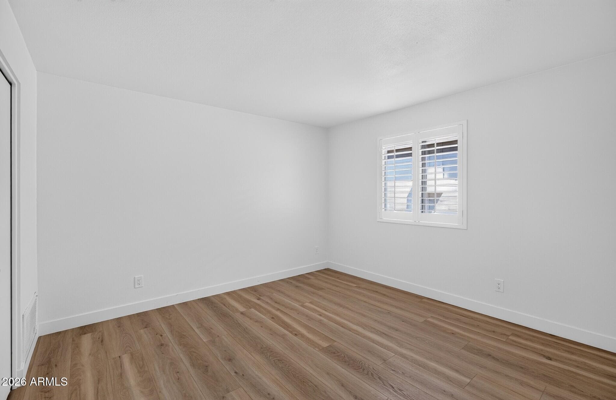 5644 N 12th Street — photo 8