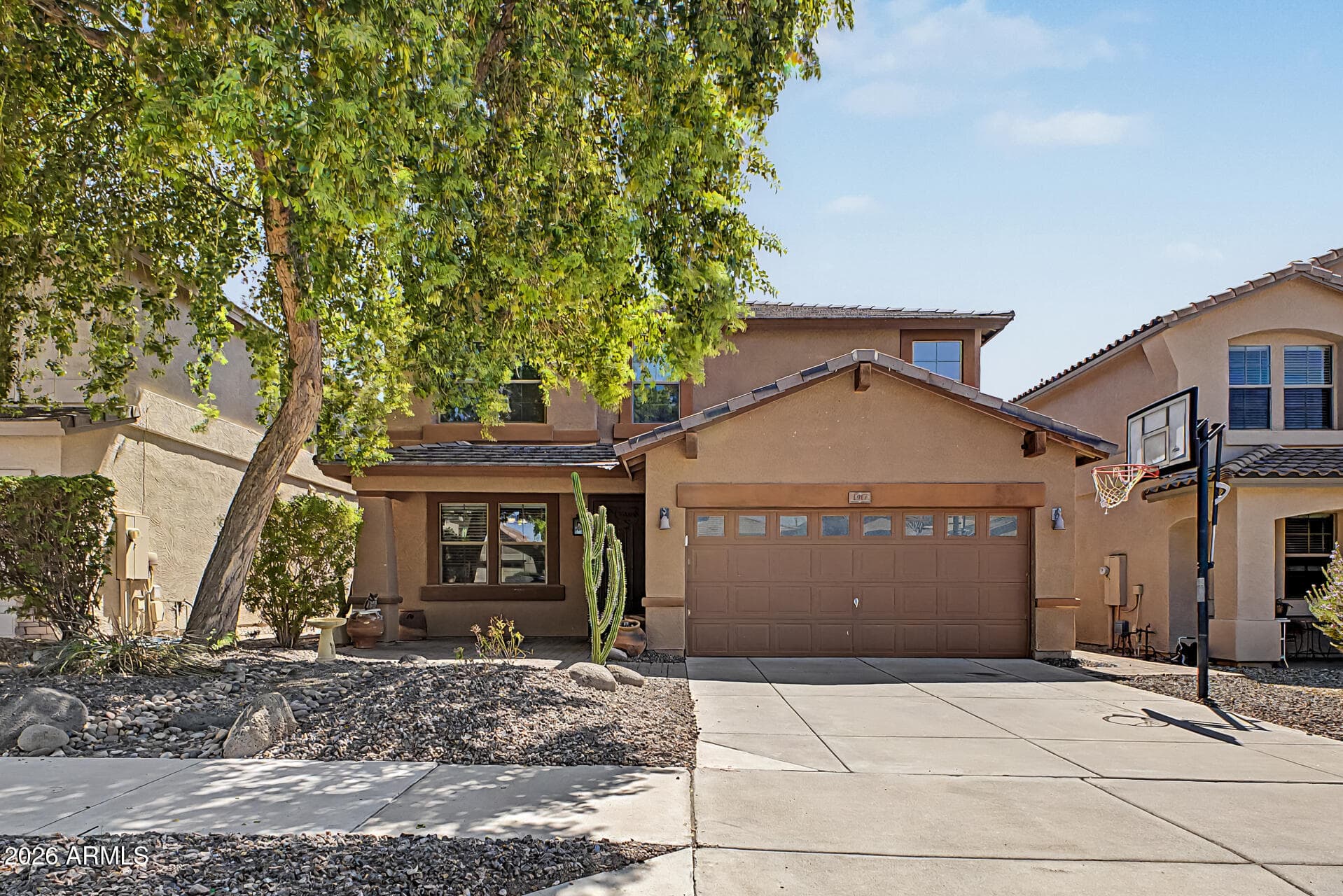 1917 E Daley Lane