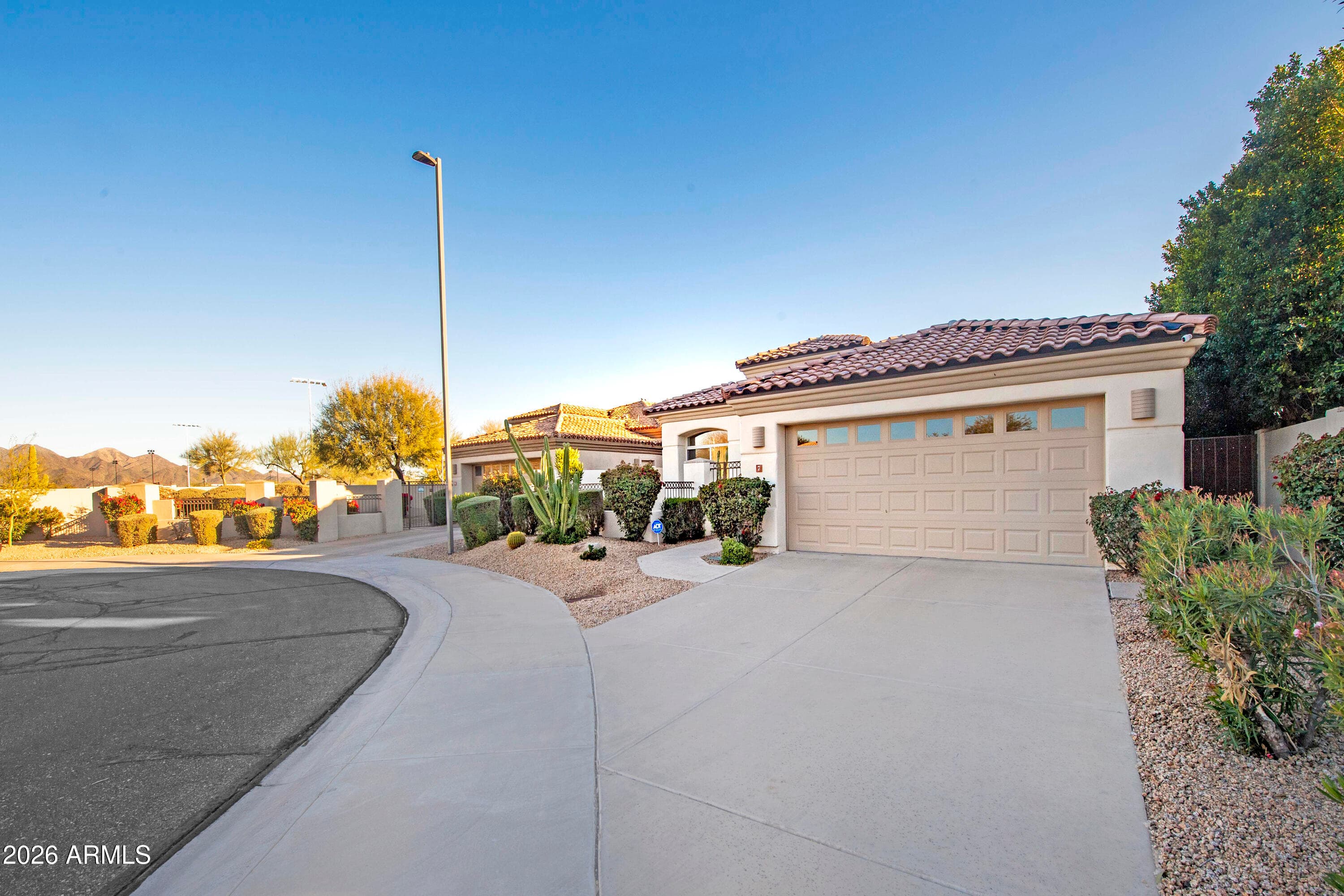 7979 E Princess Drive 7 — photo 3