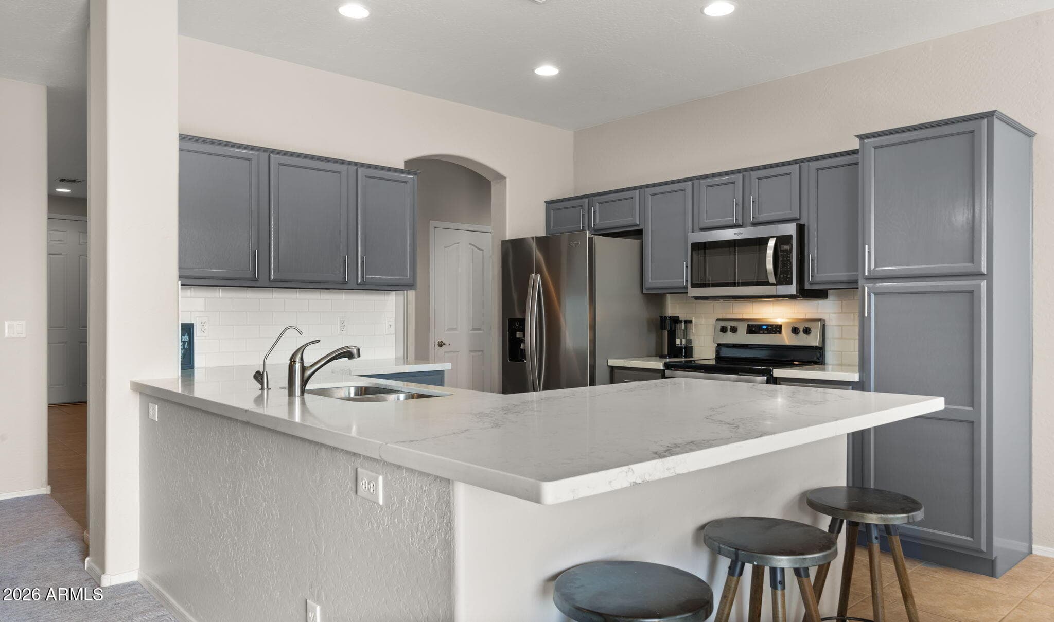3605 E Meadowview Drive — photo 3