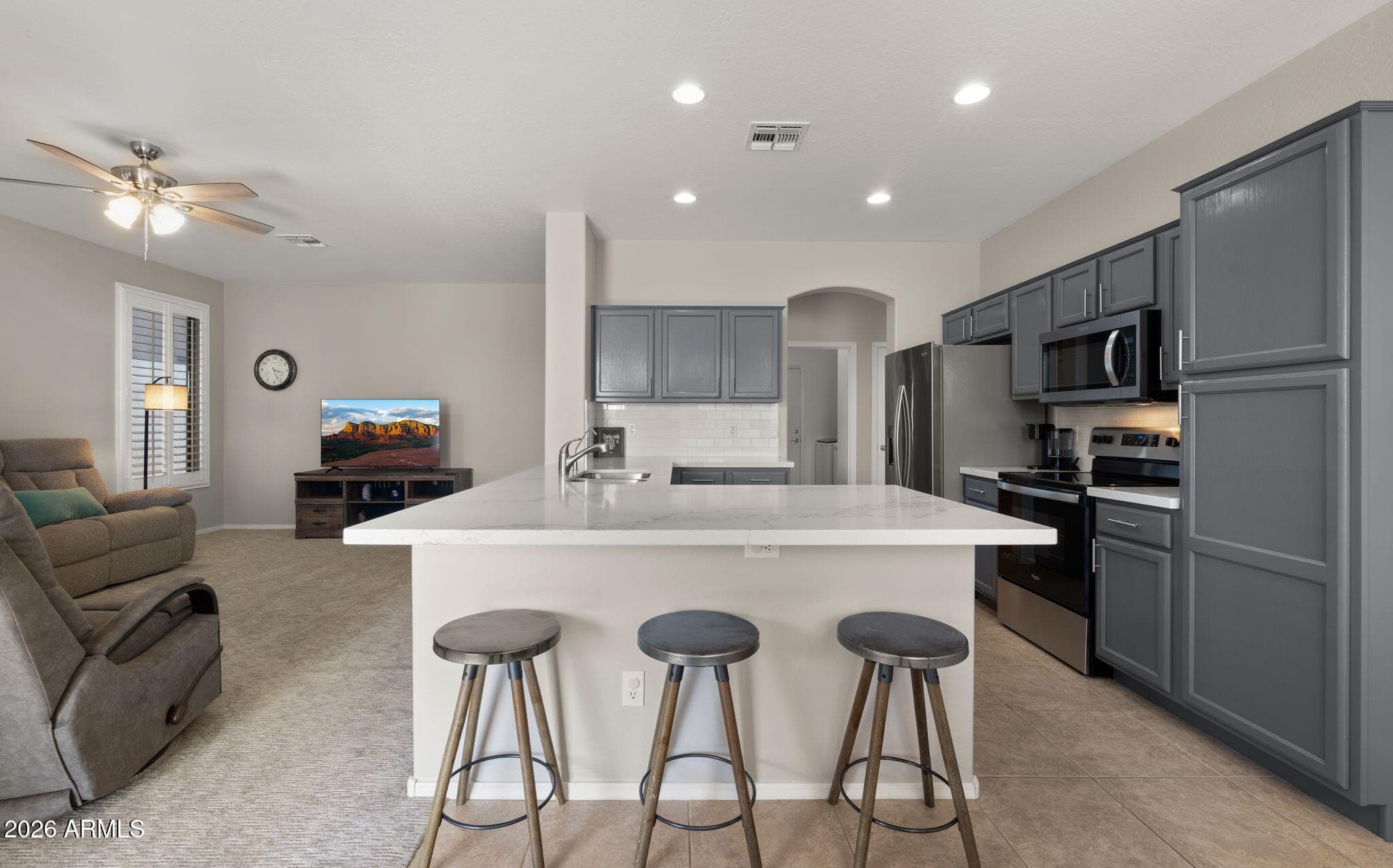 3605 E Meadowview Drive — photo 4