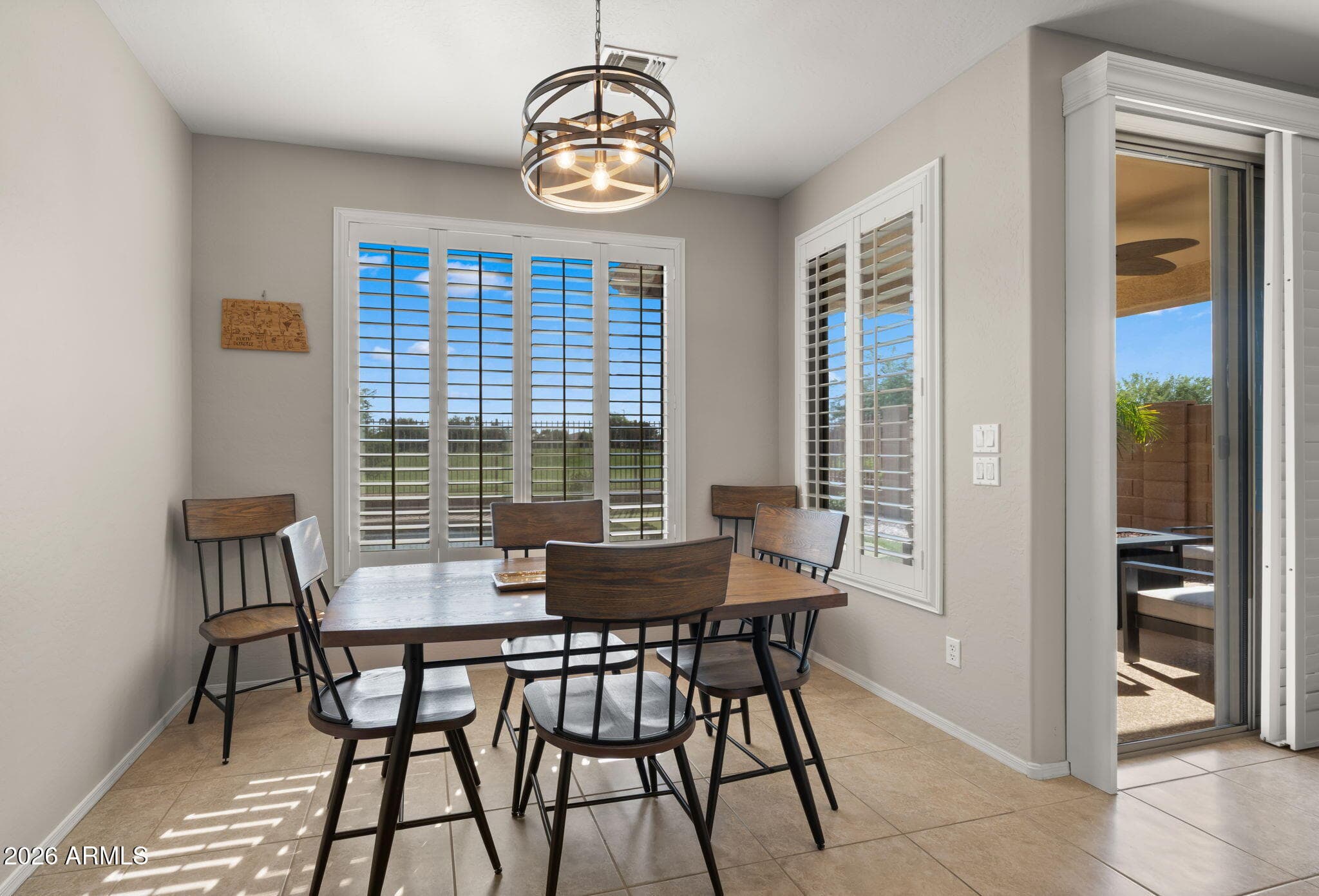 3605 E Meadowview Drive — photo 5