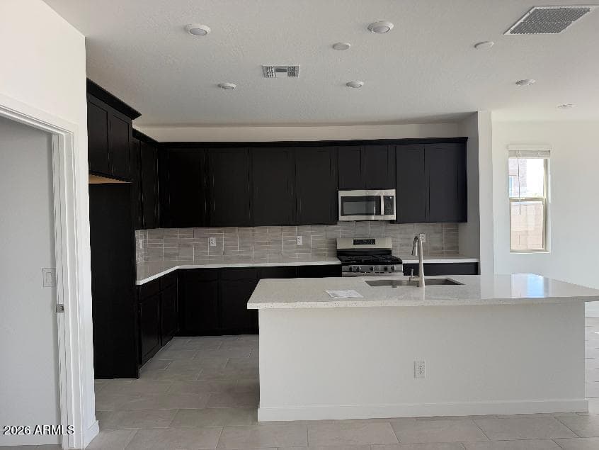18234 W Pioneer Street — photo 3