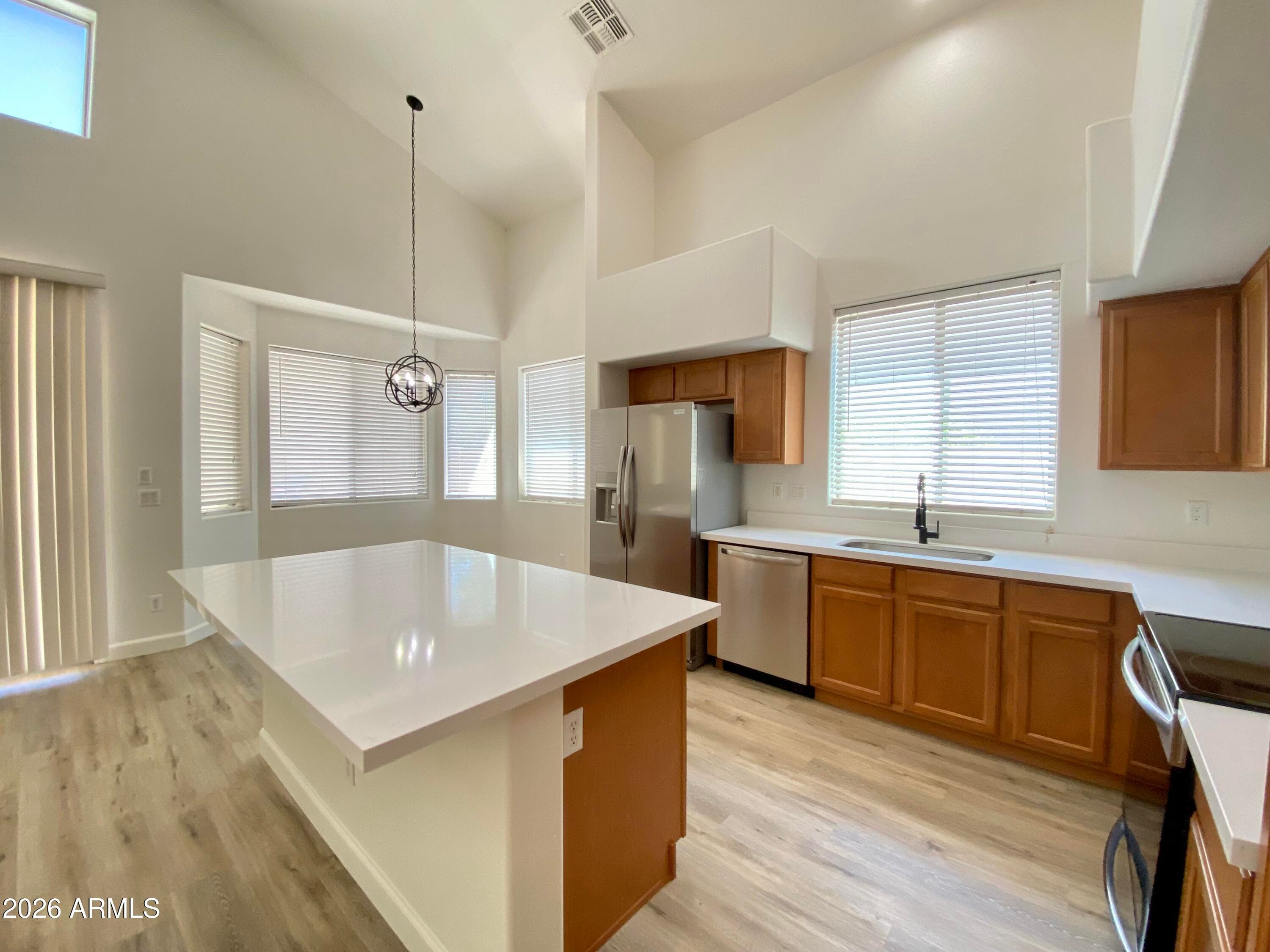 8777 W Hayward Avenue — photo 3