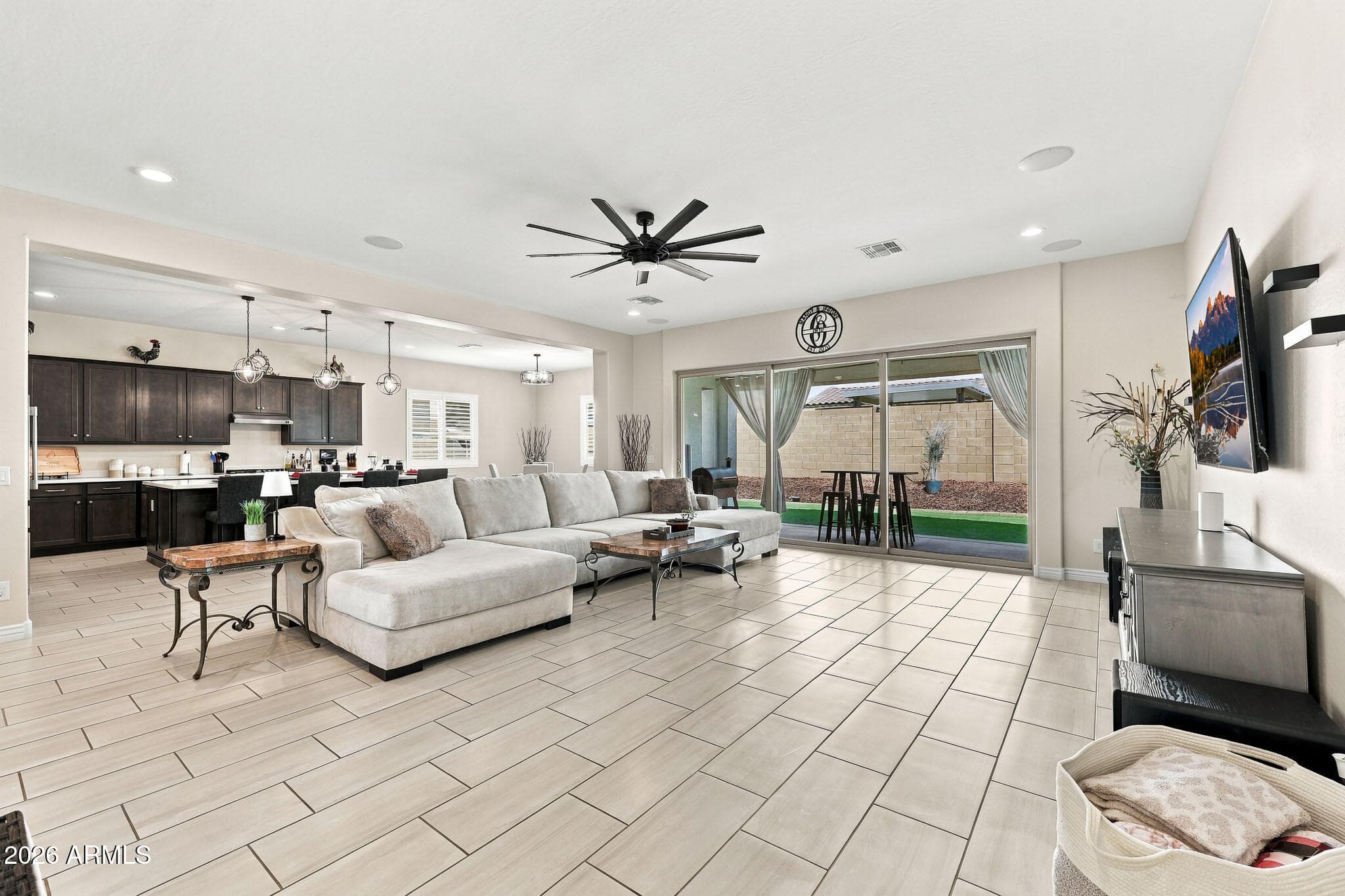 14054 W Desert Hollow Drive — photo 5
