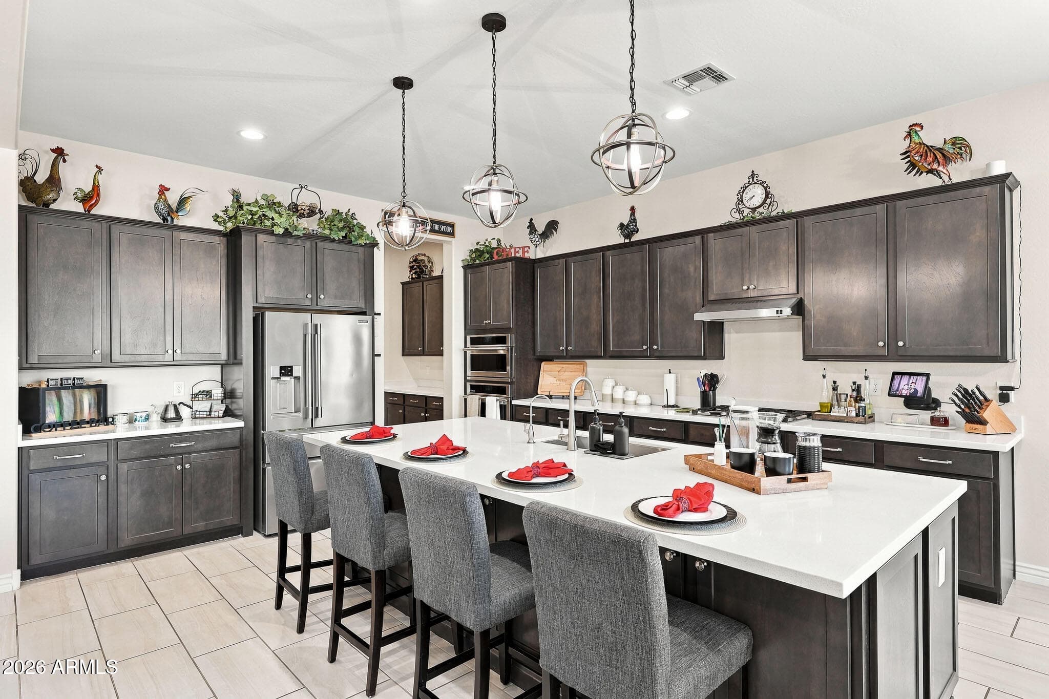 14054 W Desert Hollow Drive — photo 2