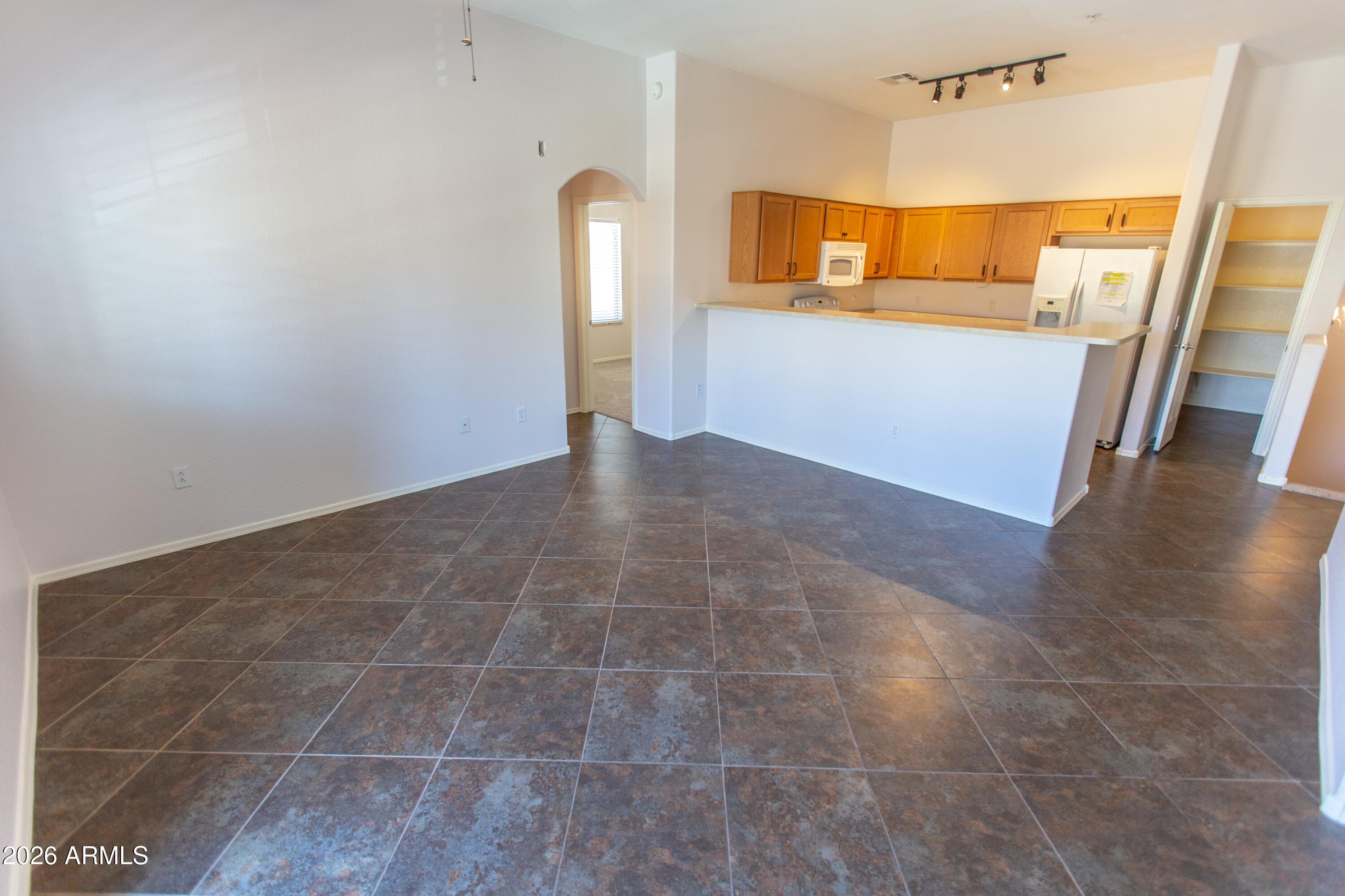 2150 W Alameda Road 2423 — photo 2