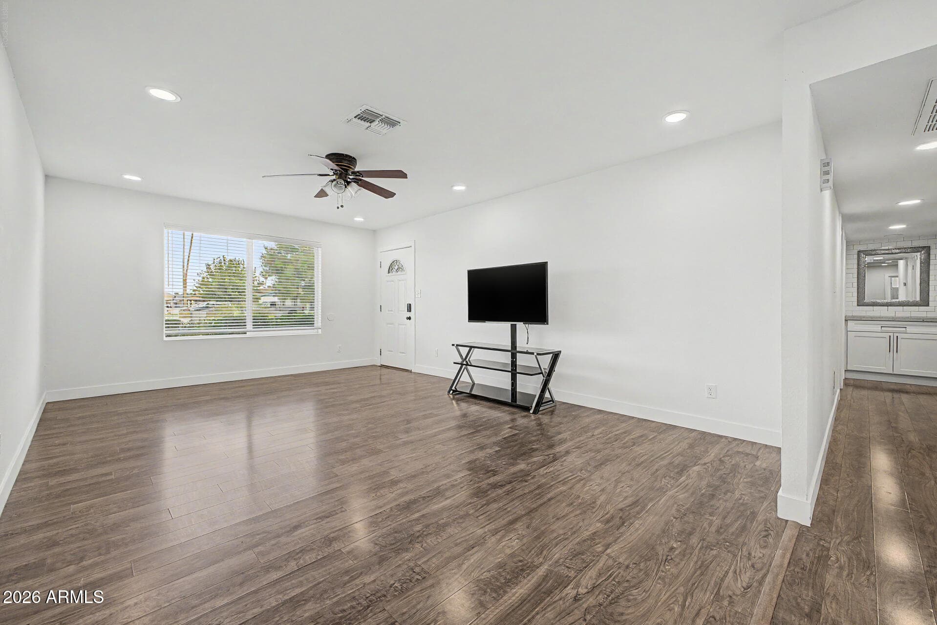 11430 N 37th Avenue — photo 5