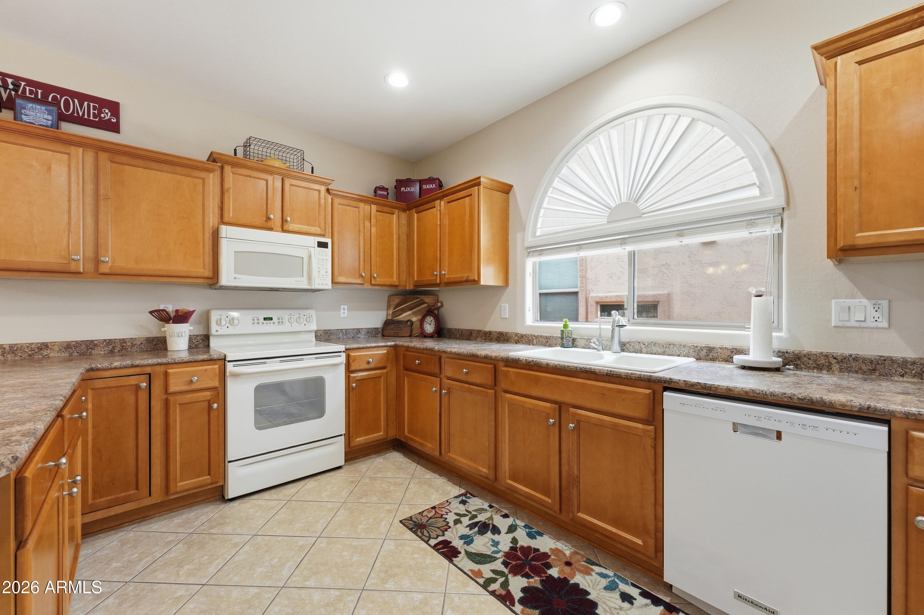 4073 E Carob Drive — photo 4