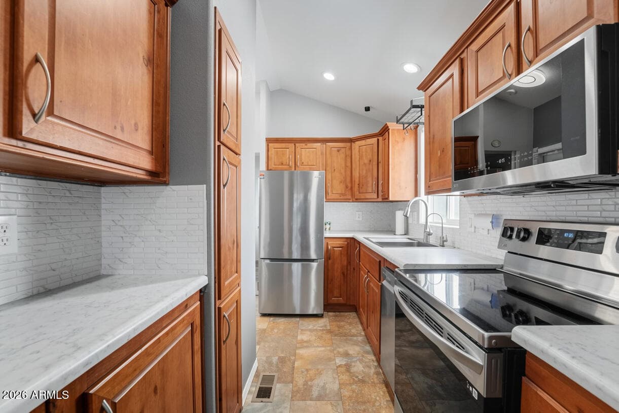 303 N Lindsay Road T69 — photo 8