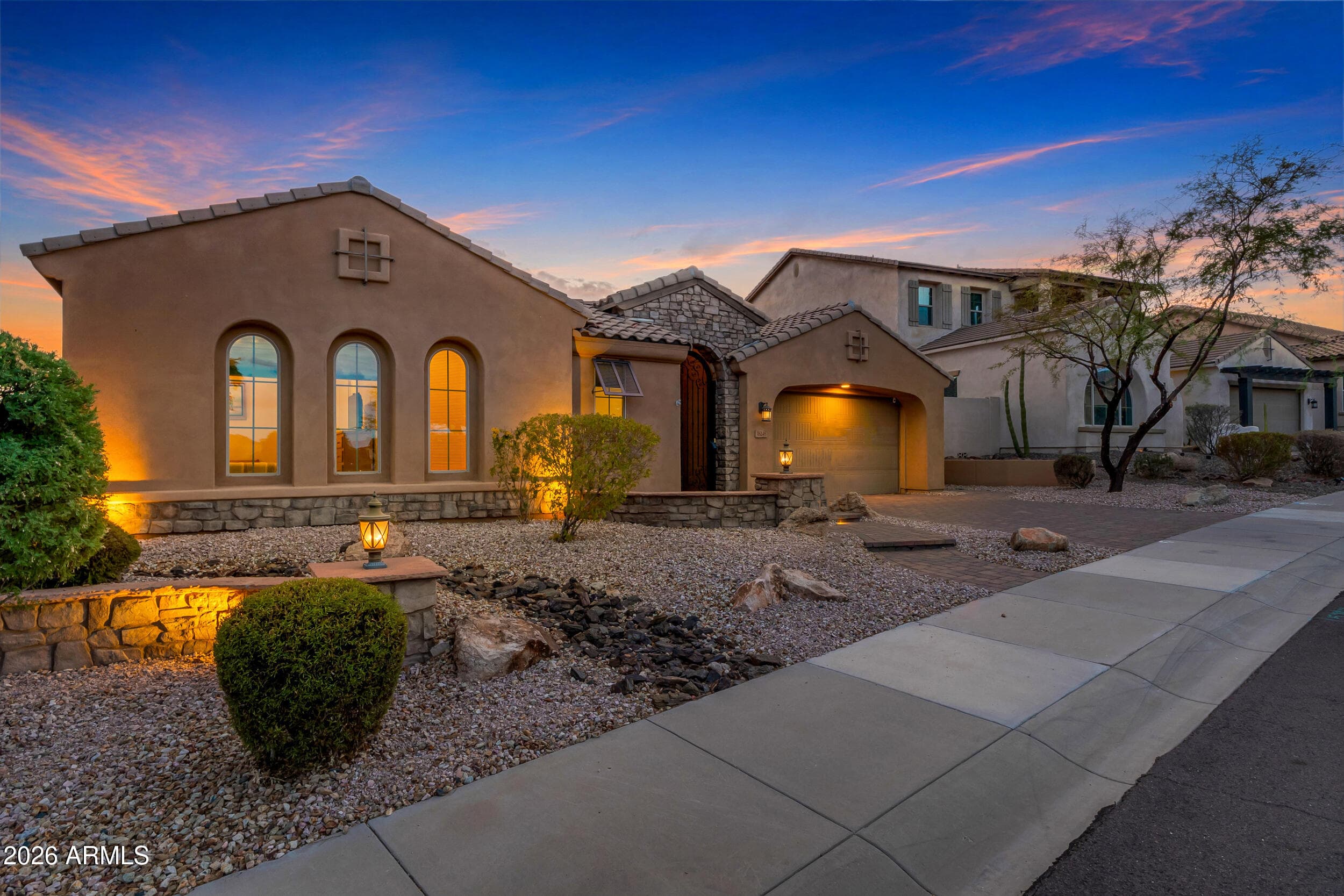 18245 W Thistle Landing Drive — photo 3