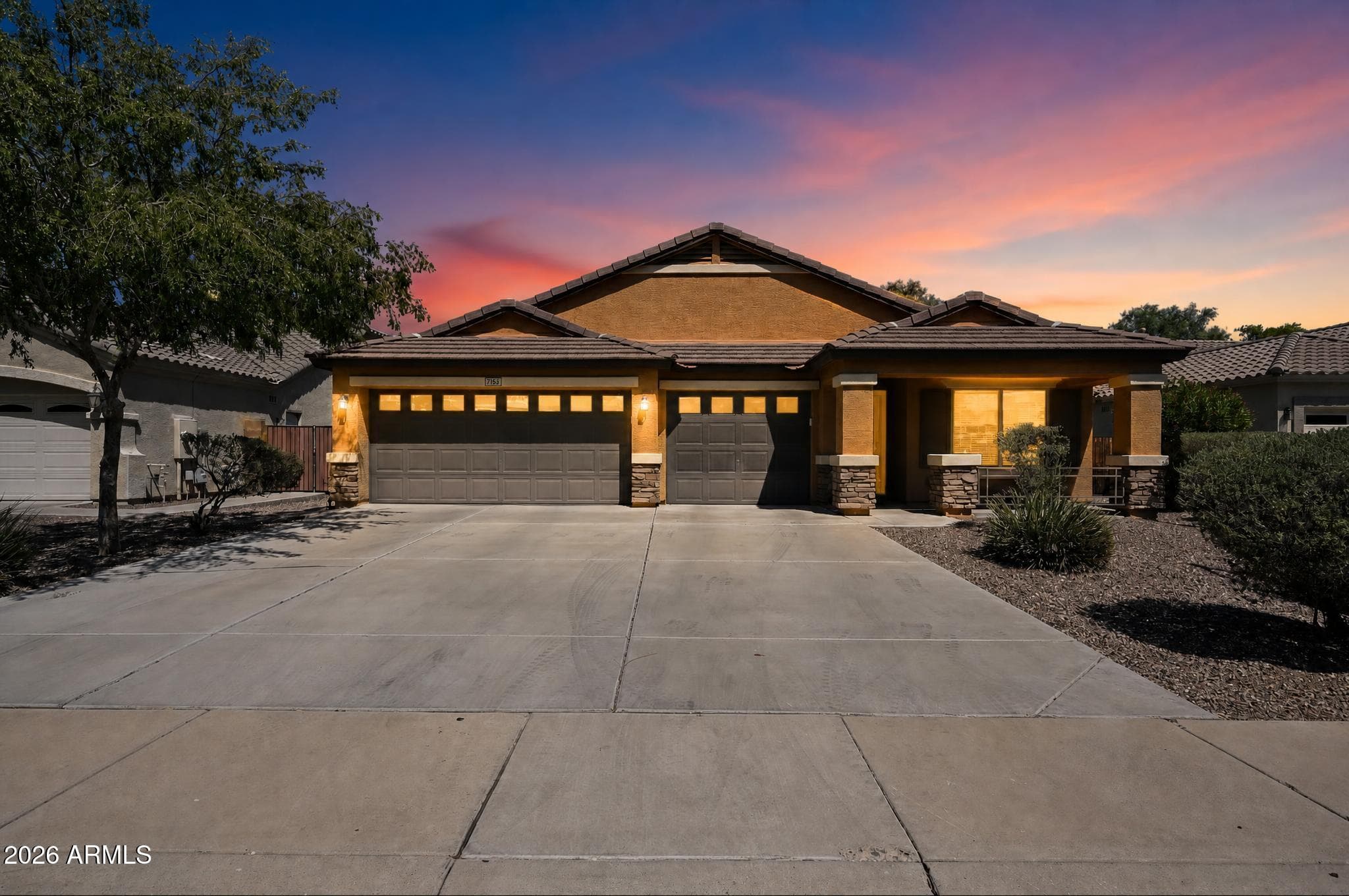 7156 W Flynn Lane