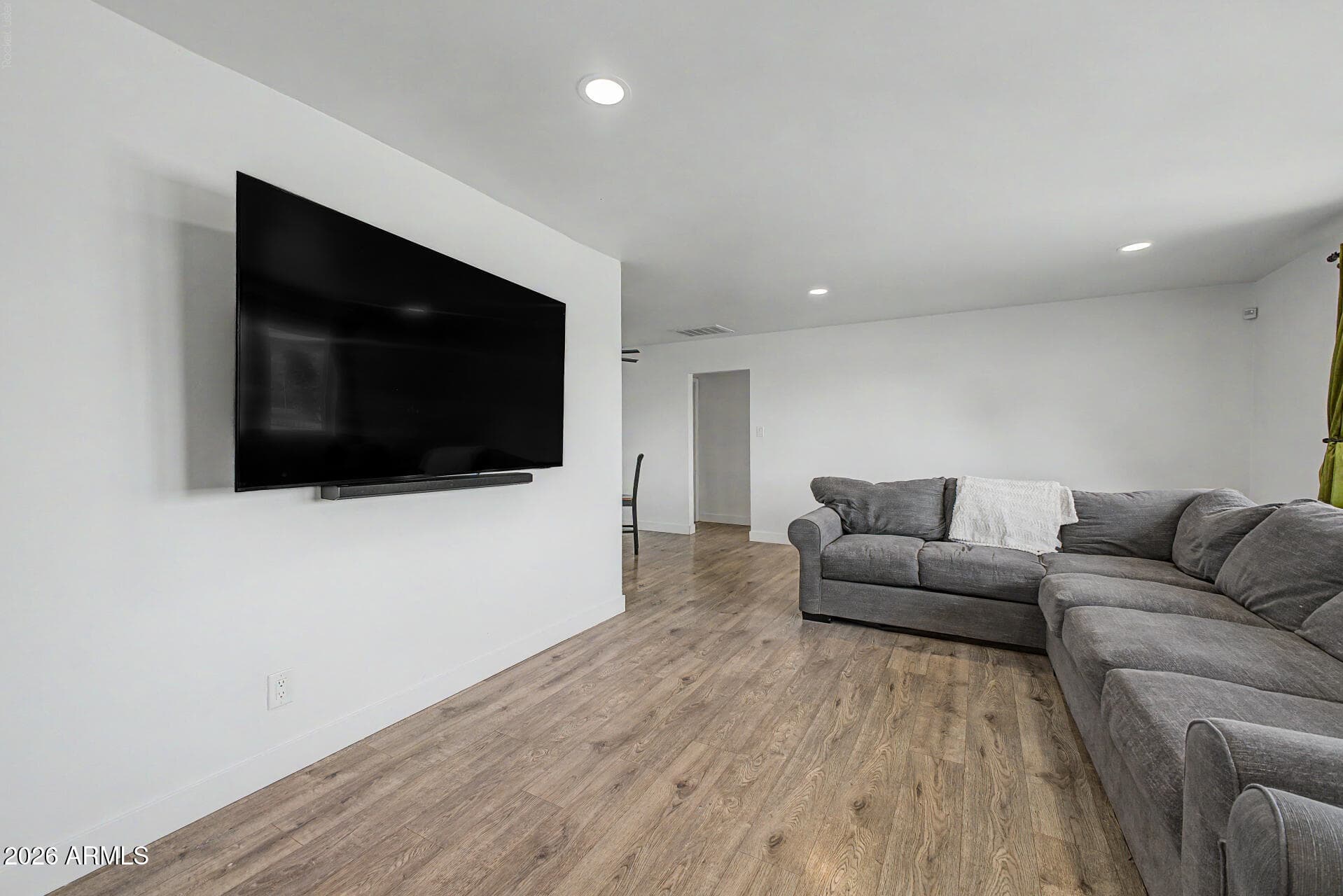 1103 E Watson Drive — photo 3
