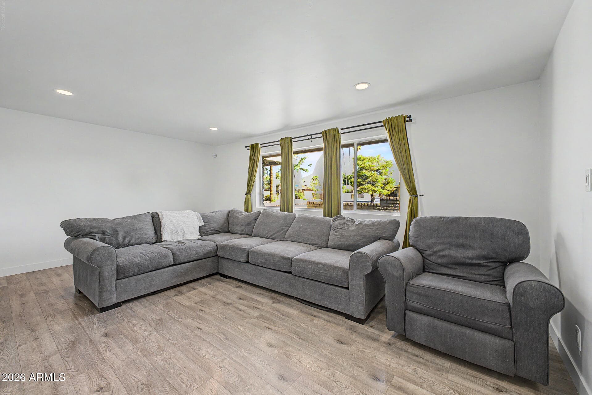 1103 E Watson Drive — photo 4