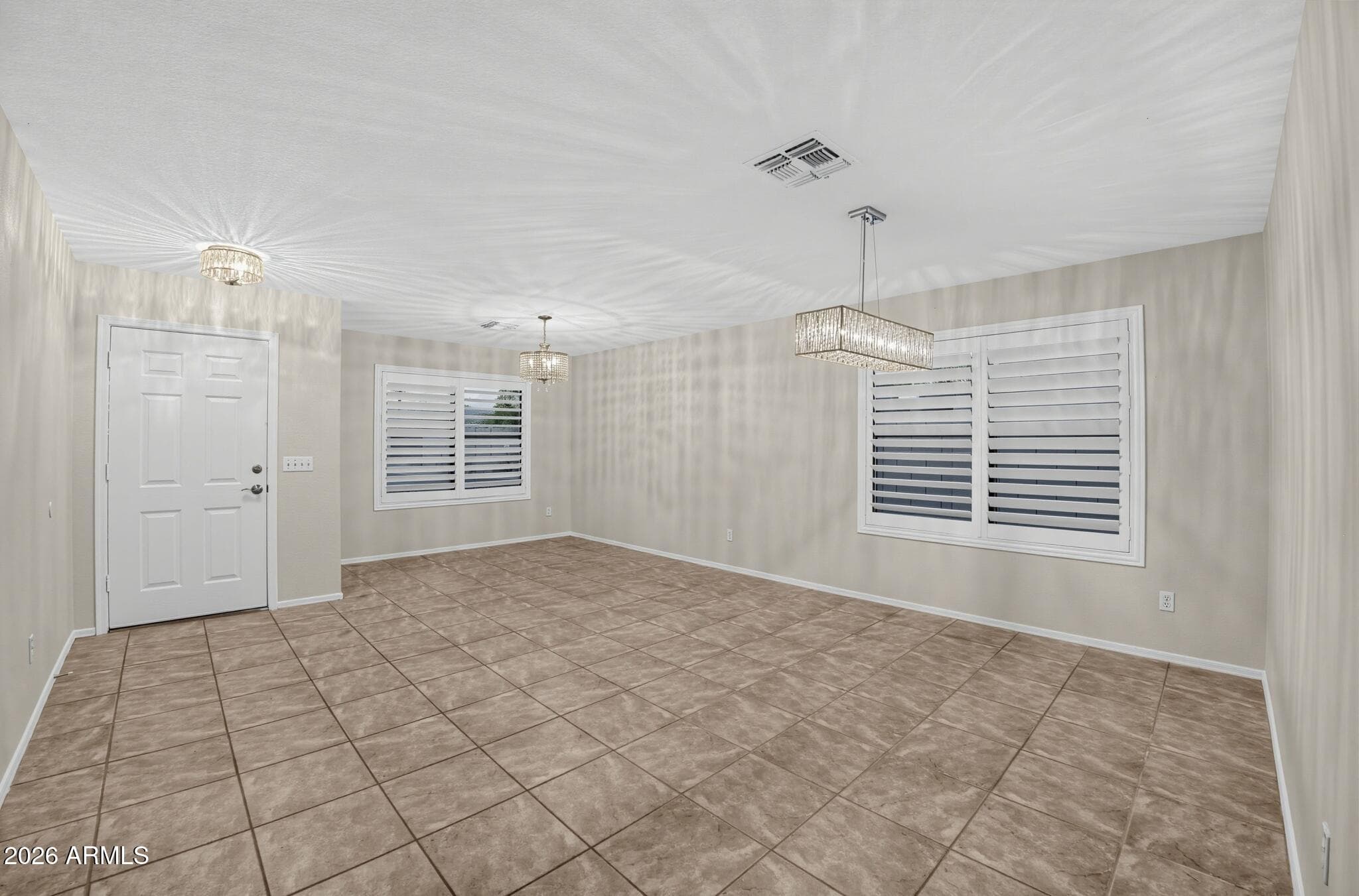 1704 W Wildwood Drive — photo 5