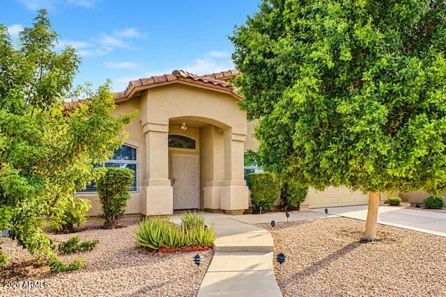 2093 E Nathan Way — photo 8