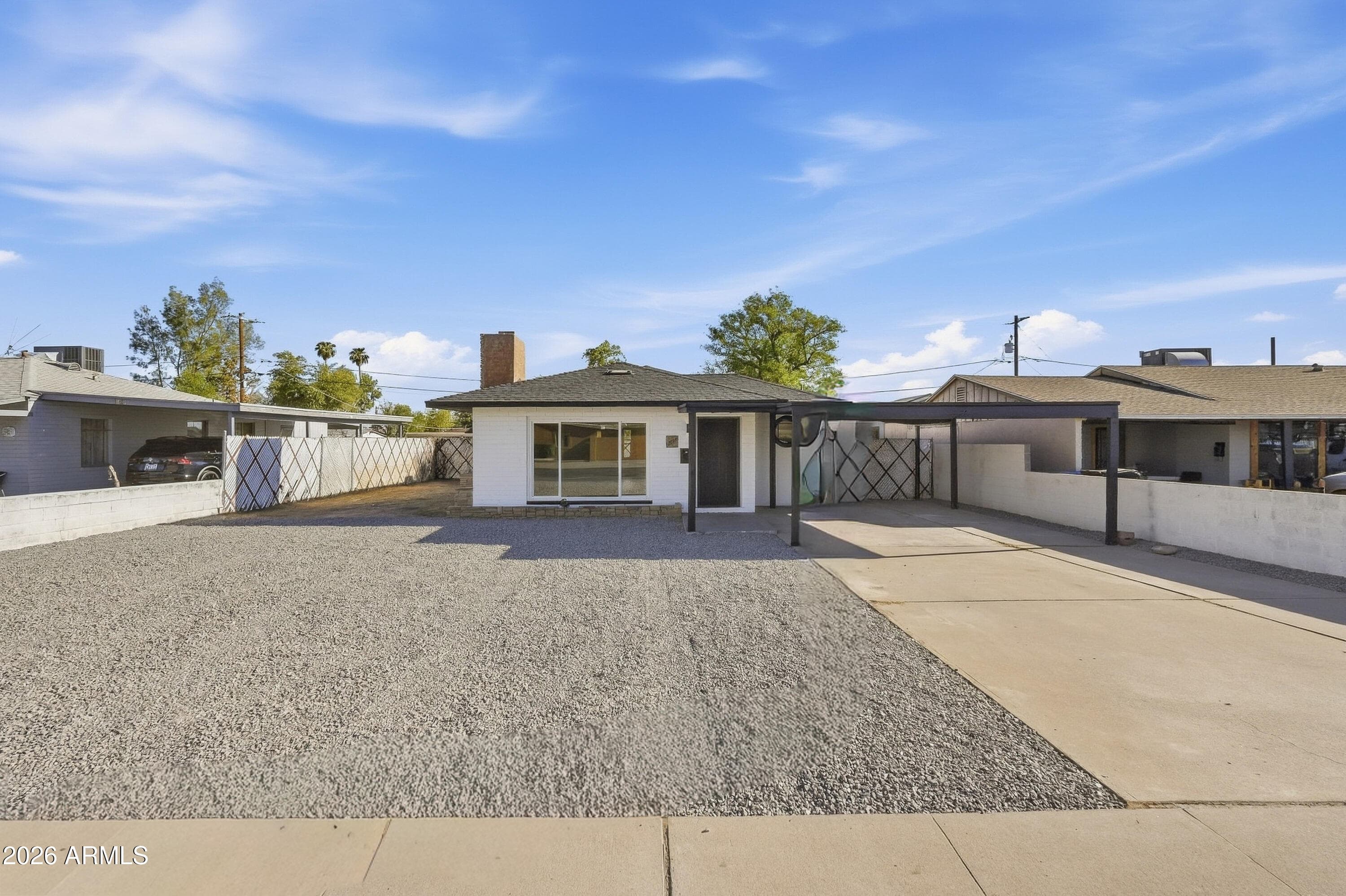 1829 W Campbell Avenue — photo 2
